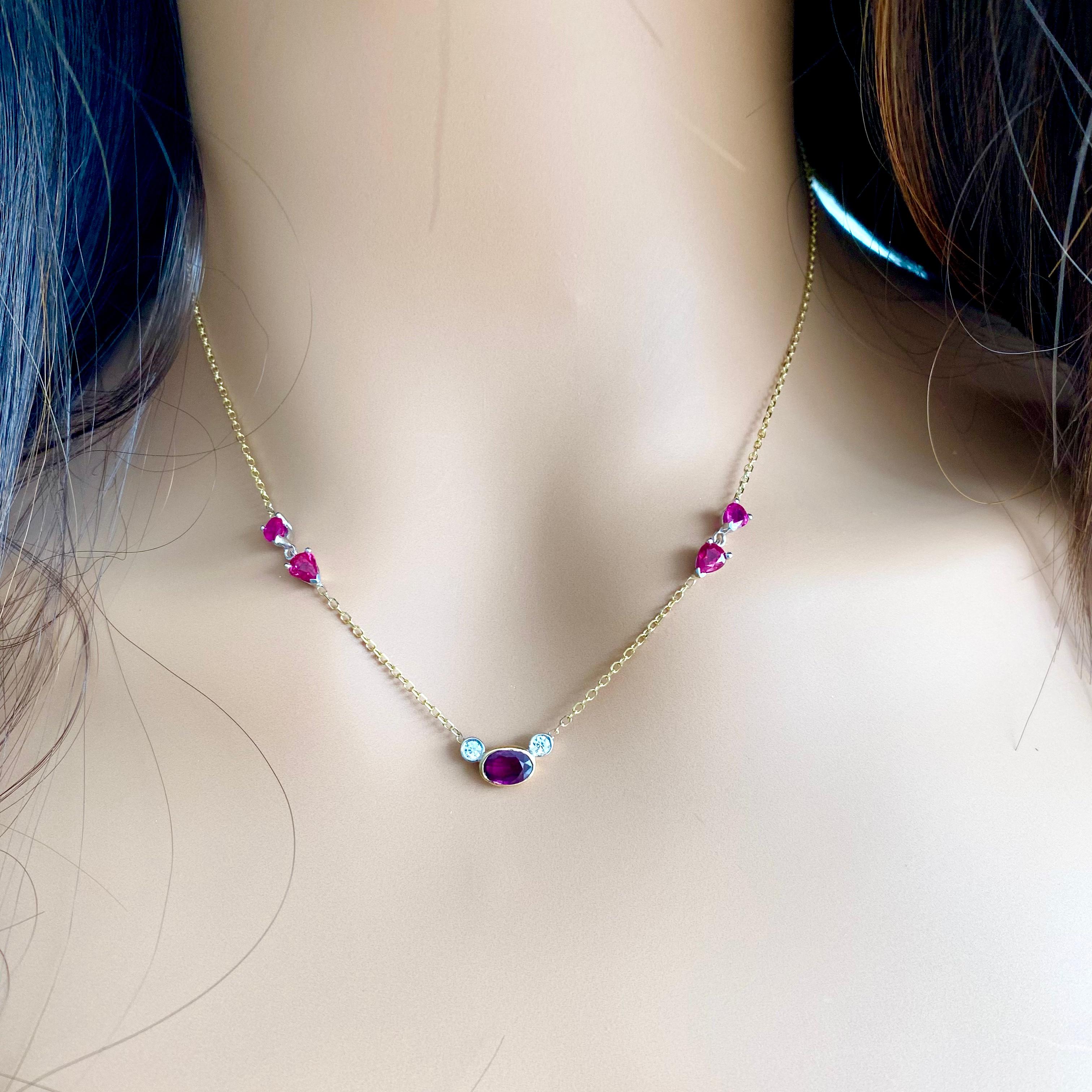 Women's Burma Ruby Diamonds Pear Rubies 1.80 Carat 14 Karat Gold Necklace Pendant For Sale