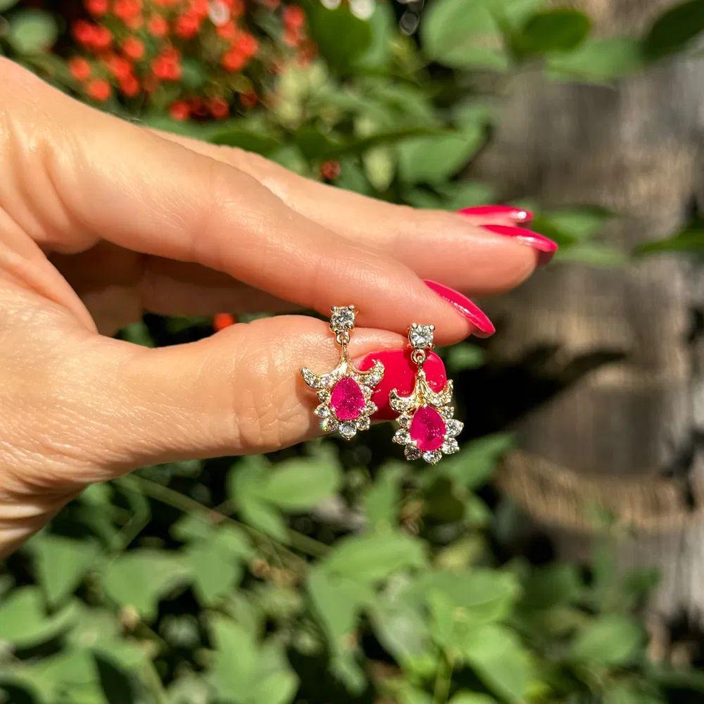 Modern Burma Ruby GIA and Diamond Gold Drop Earrings For Sale