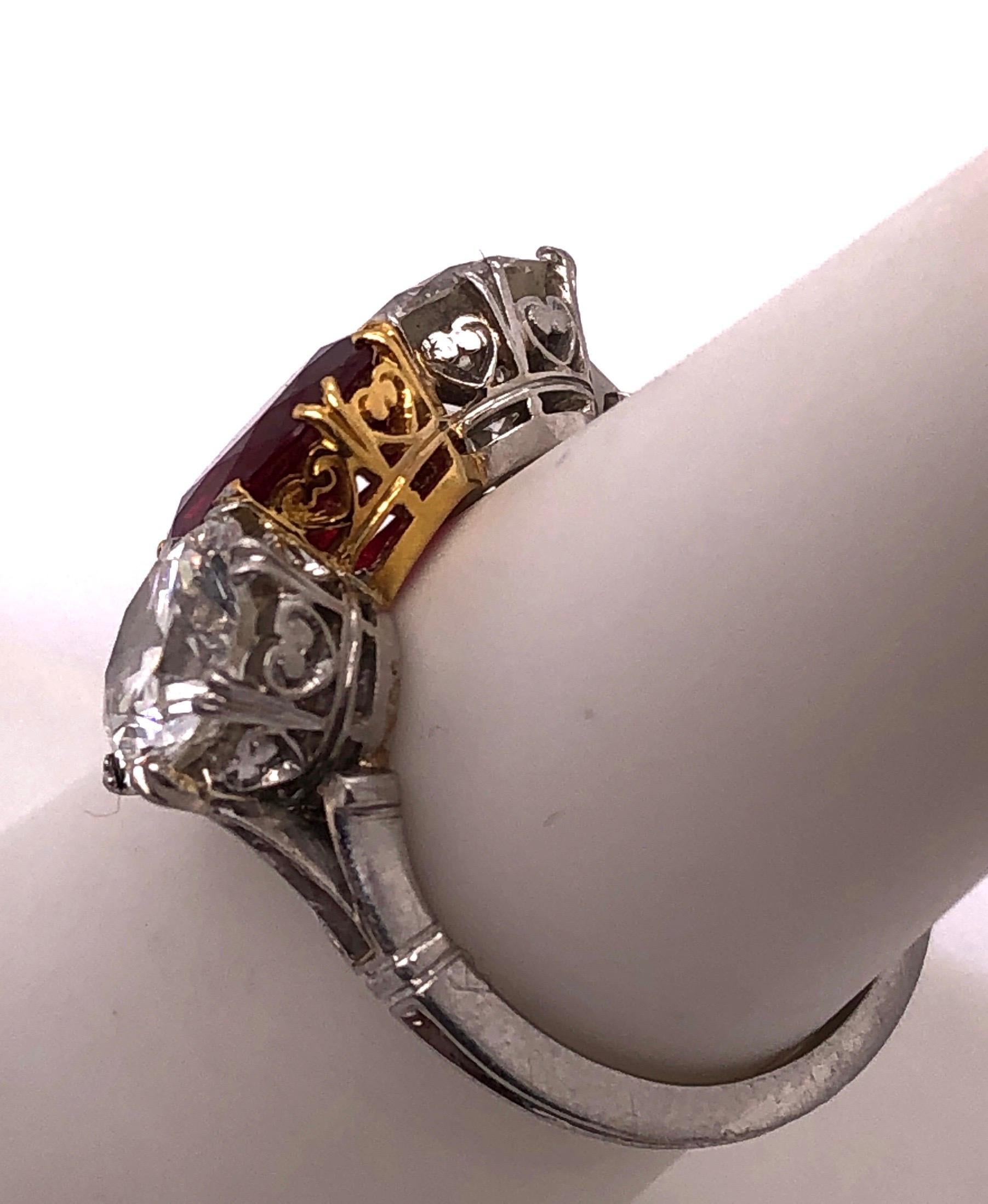 Burma Rubinrot und Diamant Dinner Ring, Verlobungsring für Damen oder Herren im Angebot