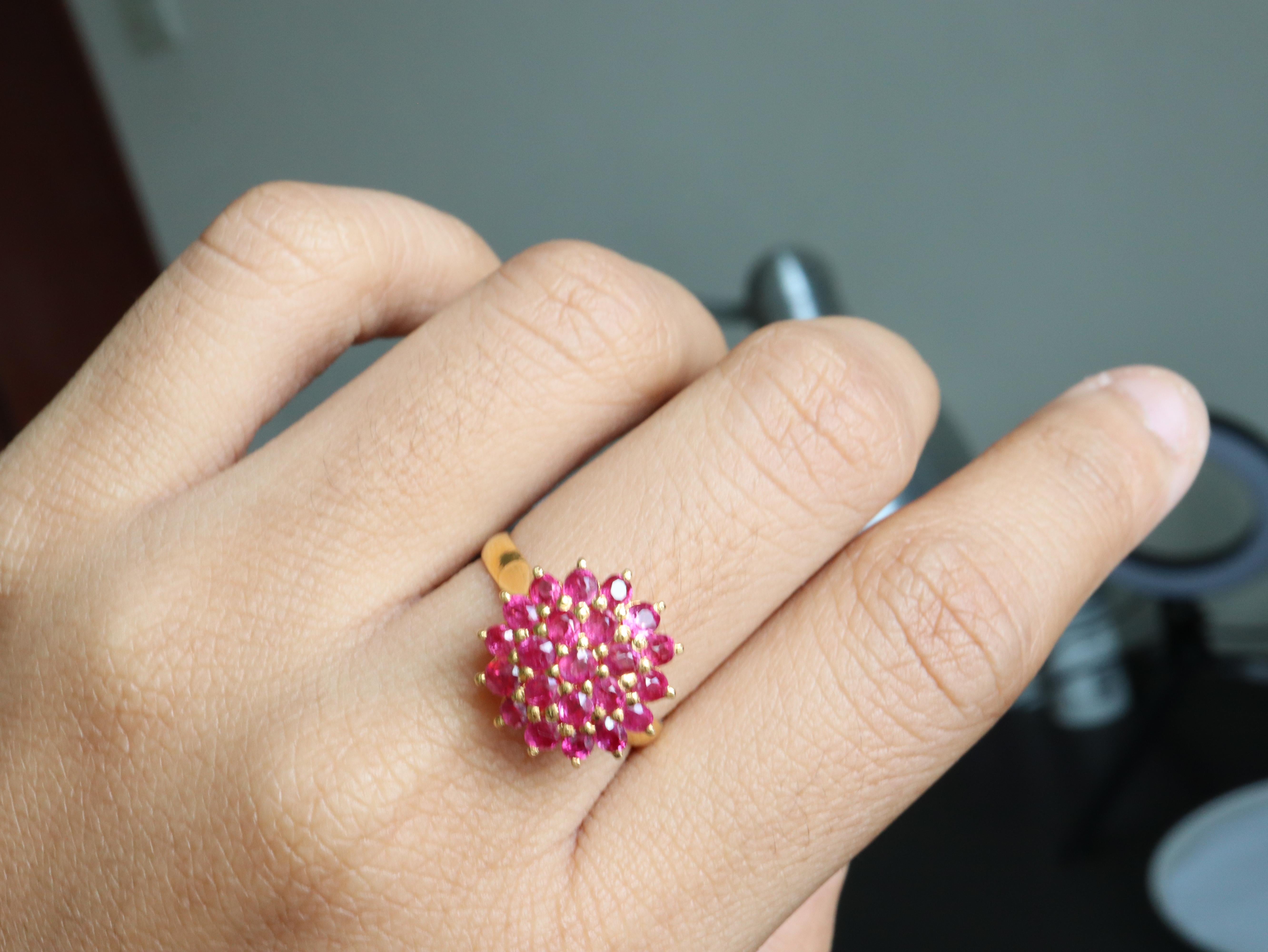 Burma Unheated Pinkish Red flower ruby ring in 18k solid gold In New Condition In Singapore, SG