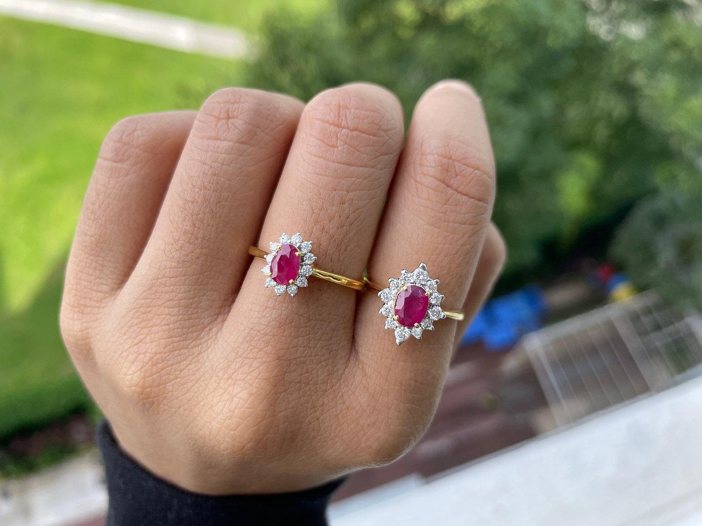 Anillo de rubí no calentado de Birmania y diamante natural en oro de 18 quilates Art Decó en venta