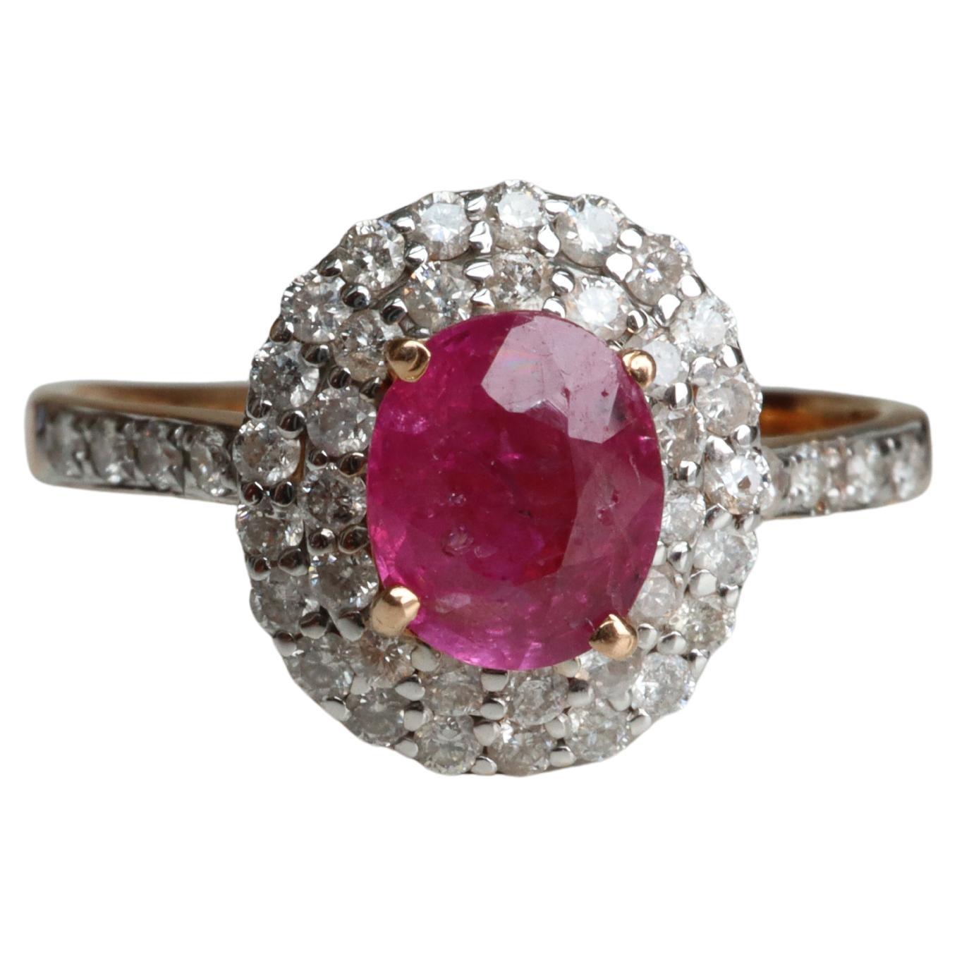 Burma Unheated Ruby and Natural Diamonds Ring in 18K Yellow Gold For Sale
