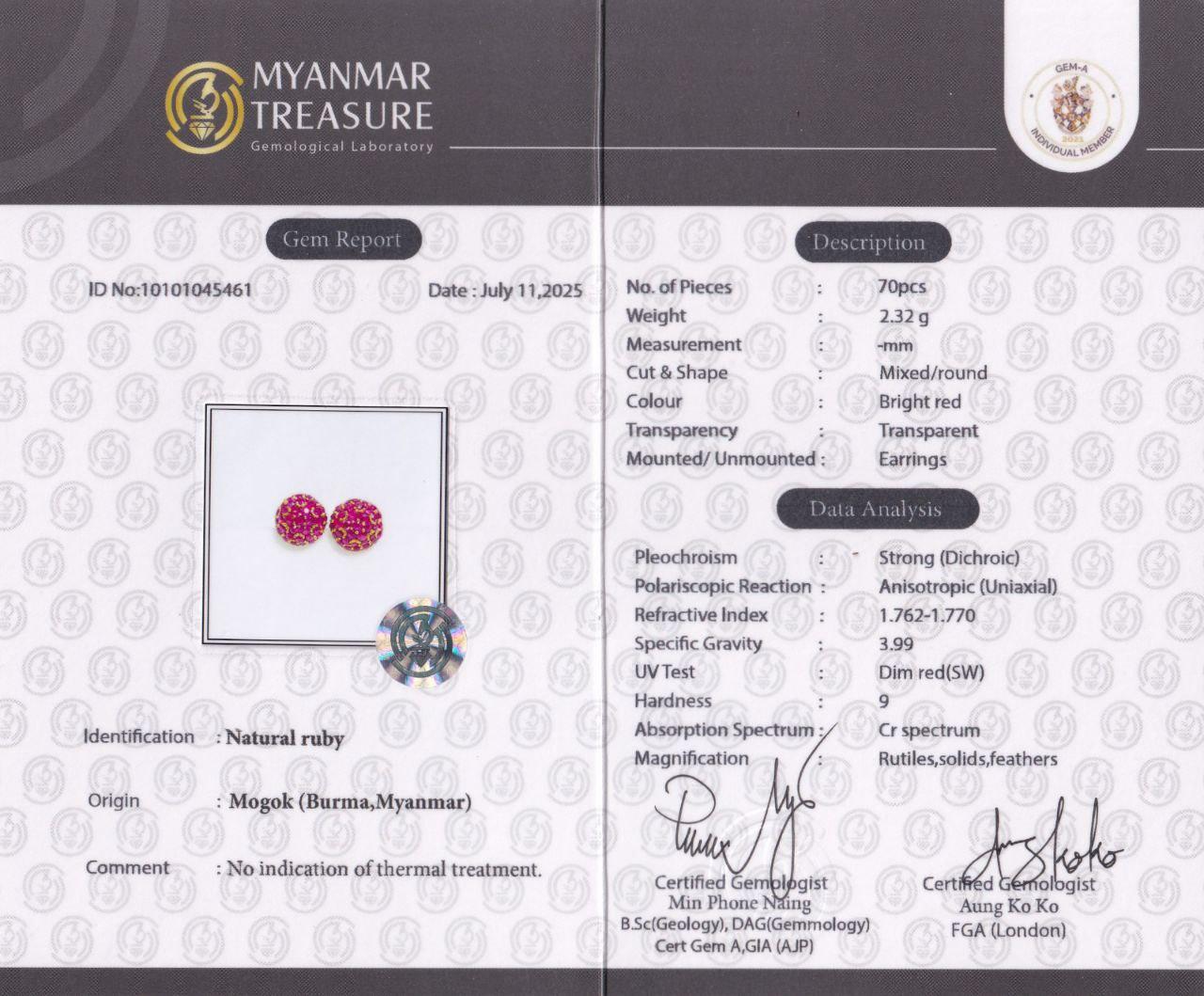 Burma Unheated Ruby earrings in 18k Yellow Gold For Sale 2