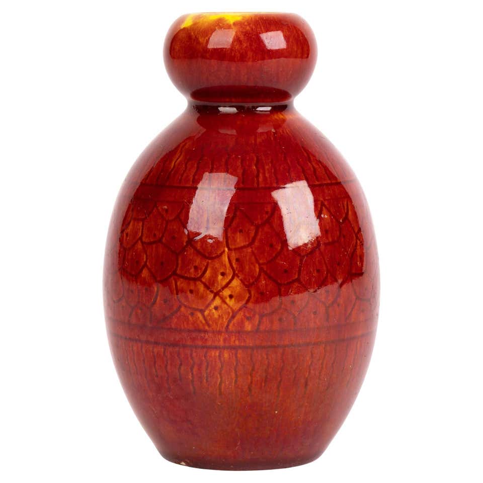George Jones Majolica Frog and Insect Vase at 1stDibs