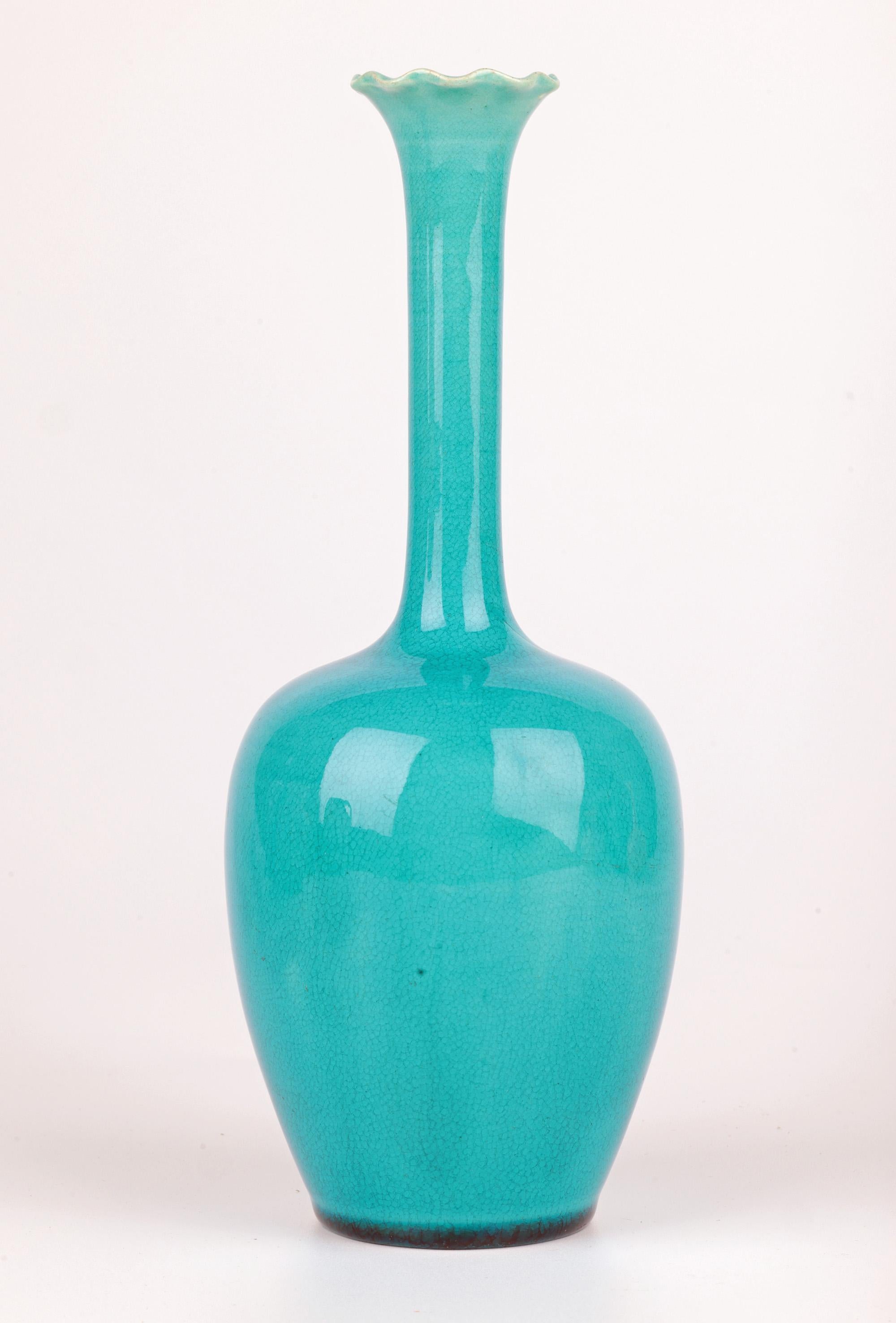 Burmantofts Türkis glasierte Solifleur Kunst Pottery Vase im Zustand „Gut“ im Angebot in Bishop's Stortford, Hertfordshire