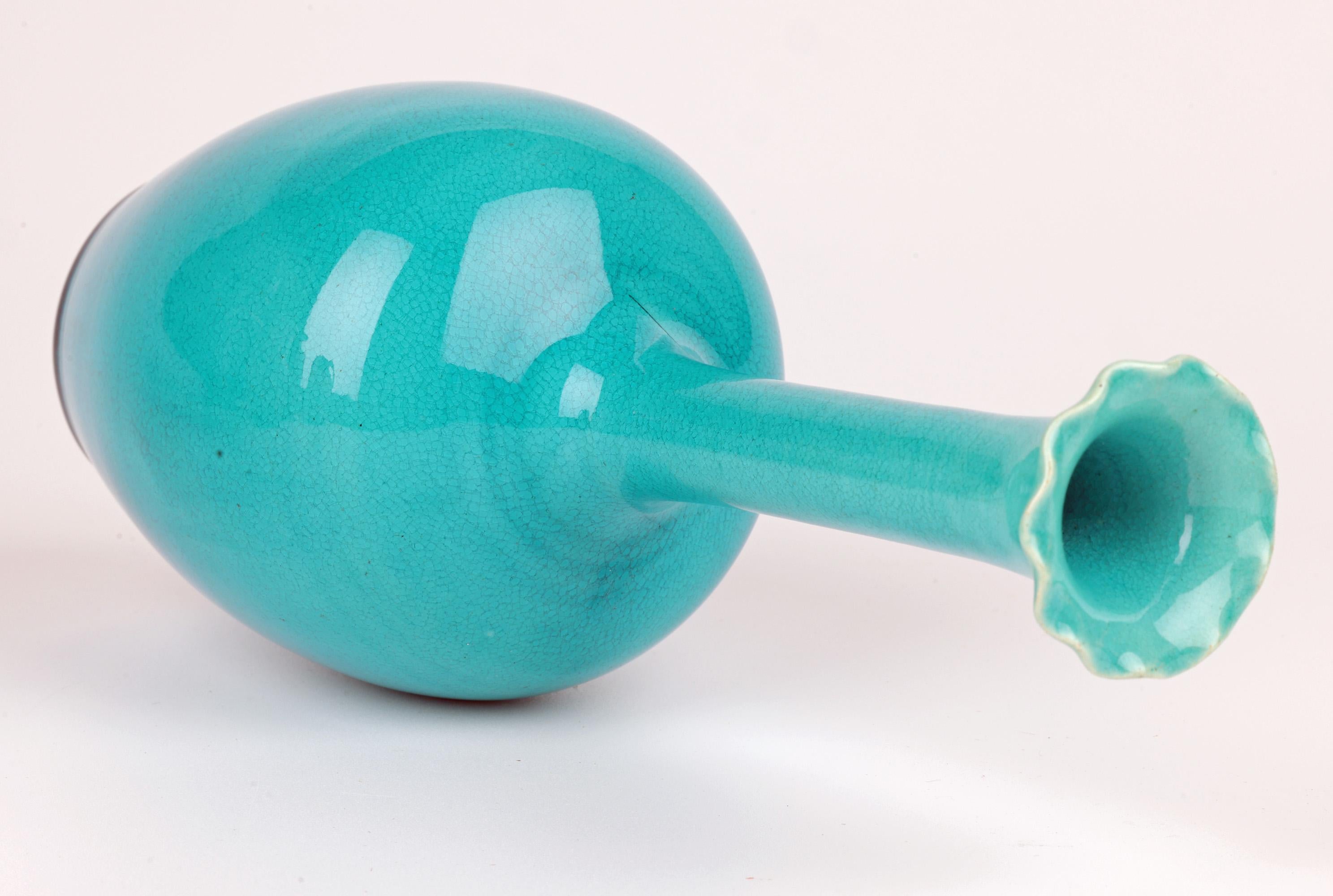 Burmantofts Türkis glasierte Solifleur Kunst Pottery Vase (Spätes 19. Jahrhundert) im Angebot
