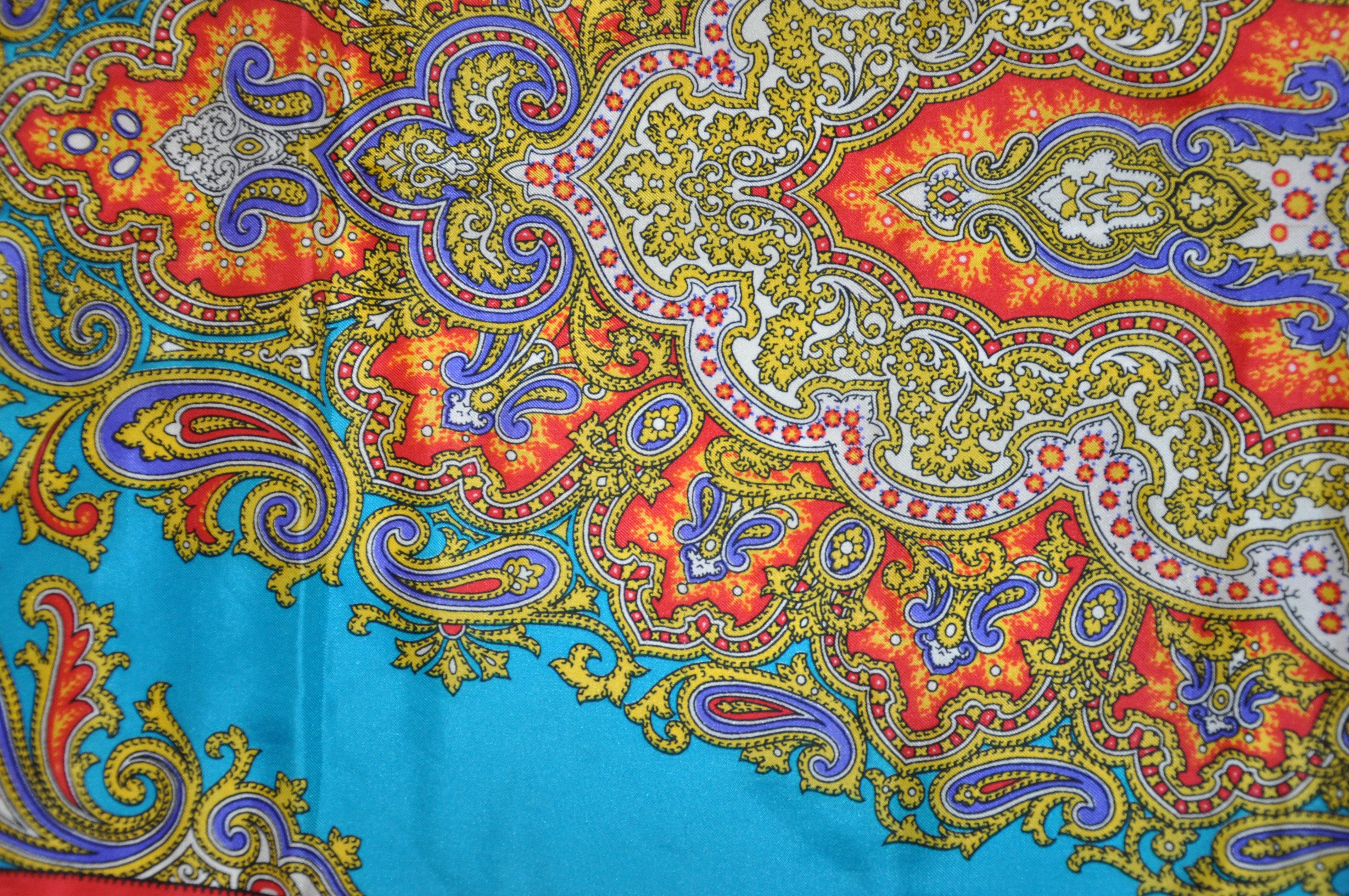 Écharpe en soie à bordure rouge brossée et paillettes multicolores turquoise en vente 3