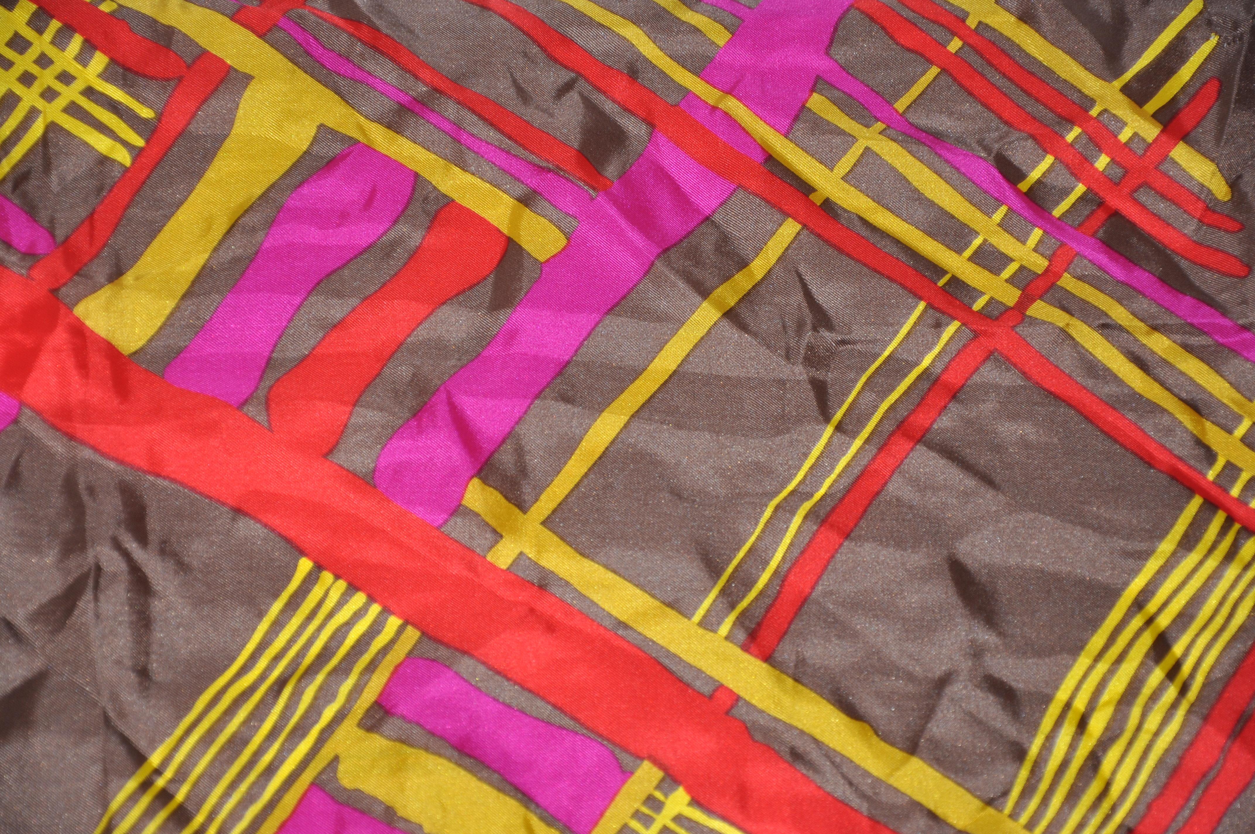 Écharpe en soie à carreaux multicolores avec bords rouges vifs Burmel's Red Bon état - En vente à New York, NY