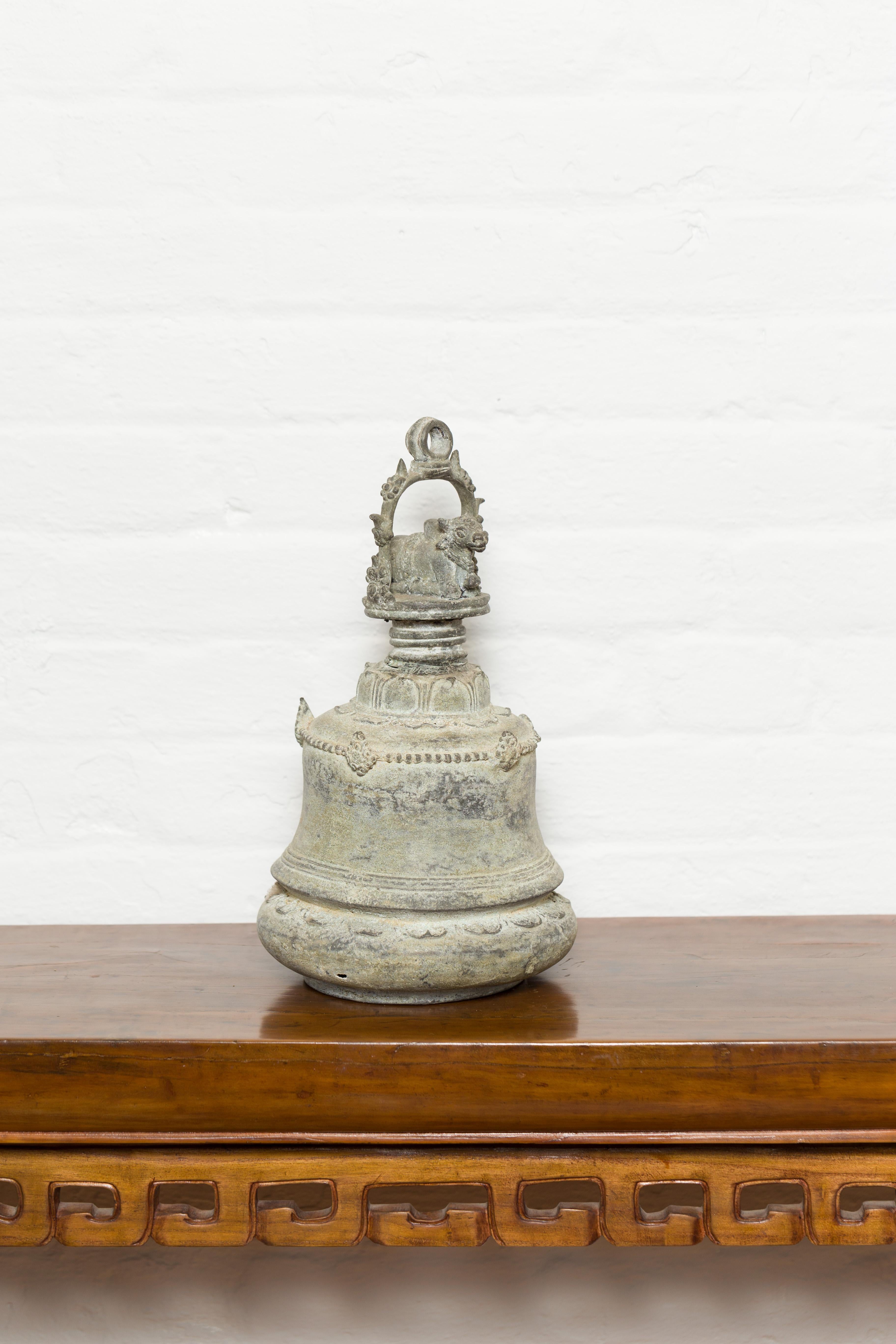 Burmese 19th Century Bronze Ceremonial Bell with Verde Patina and Cow Motif For Sale 3