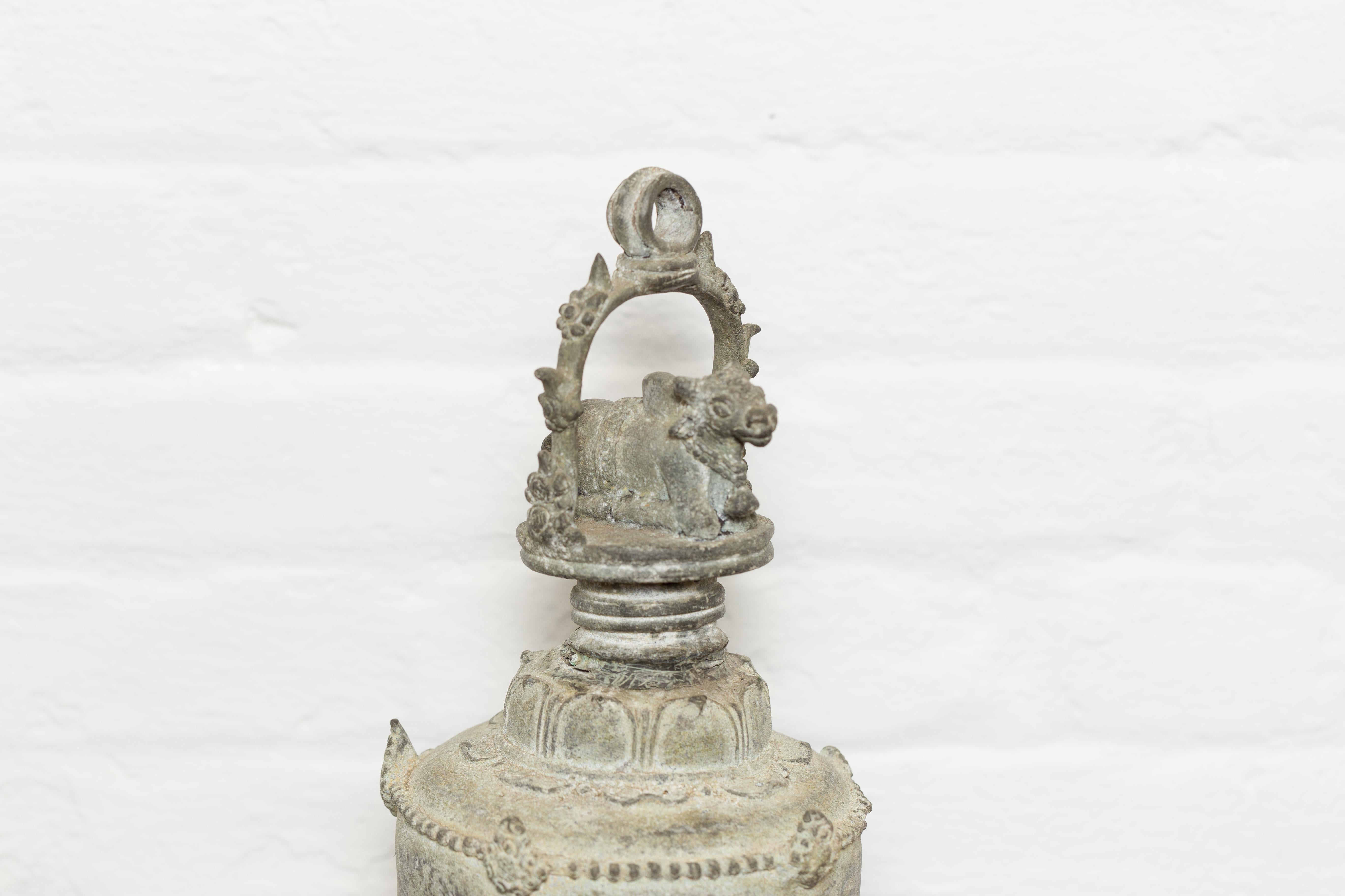 Burmese 19th Century Bronze Ceremonial Bell with Verde Patina and Cow Motif For Sale 4