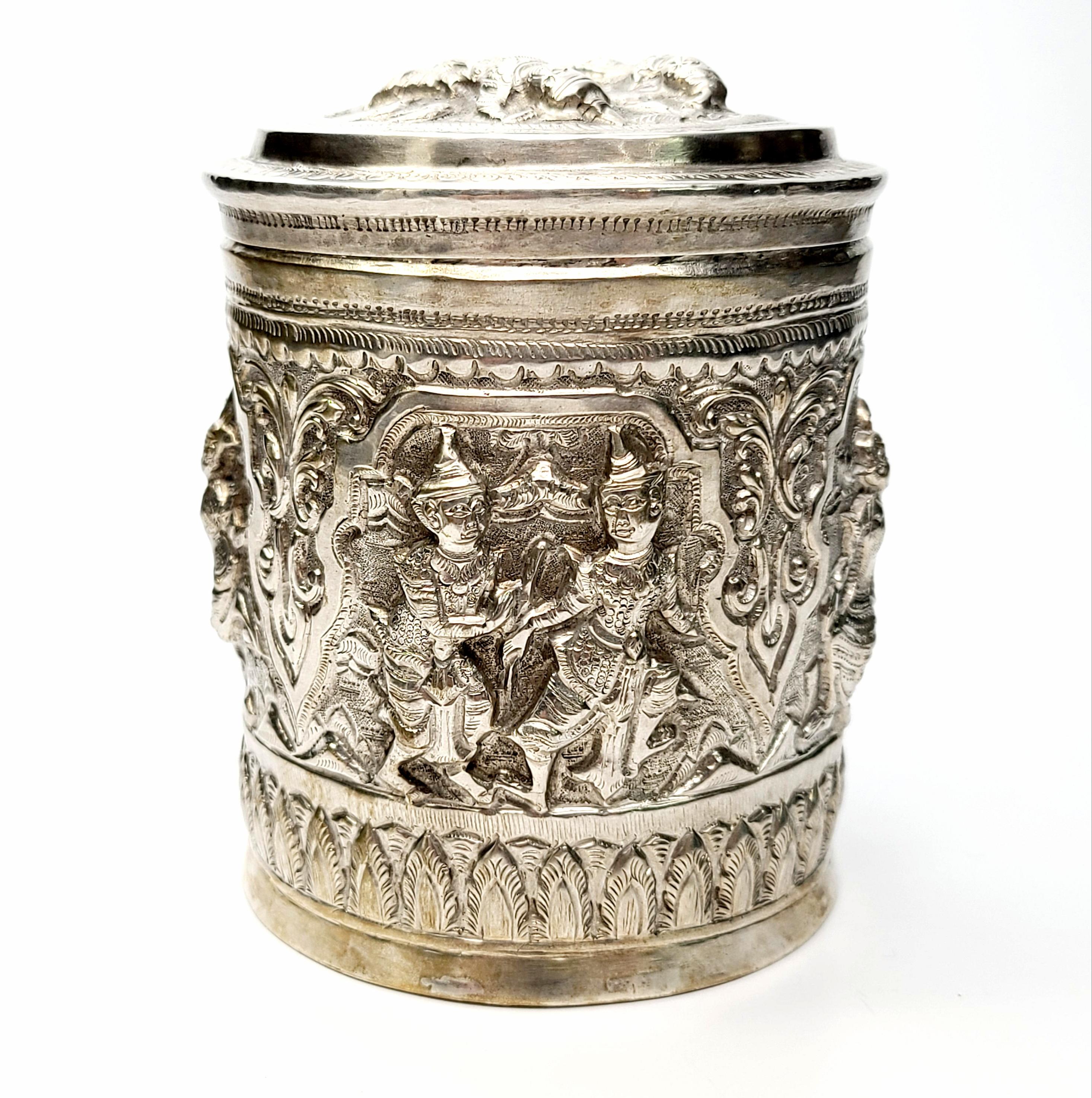 Antique 950 silver Burmese betel box canister.

Highly ornate repousse canister, likely used for betel nuts. 

Measures: 4