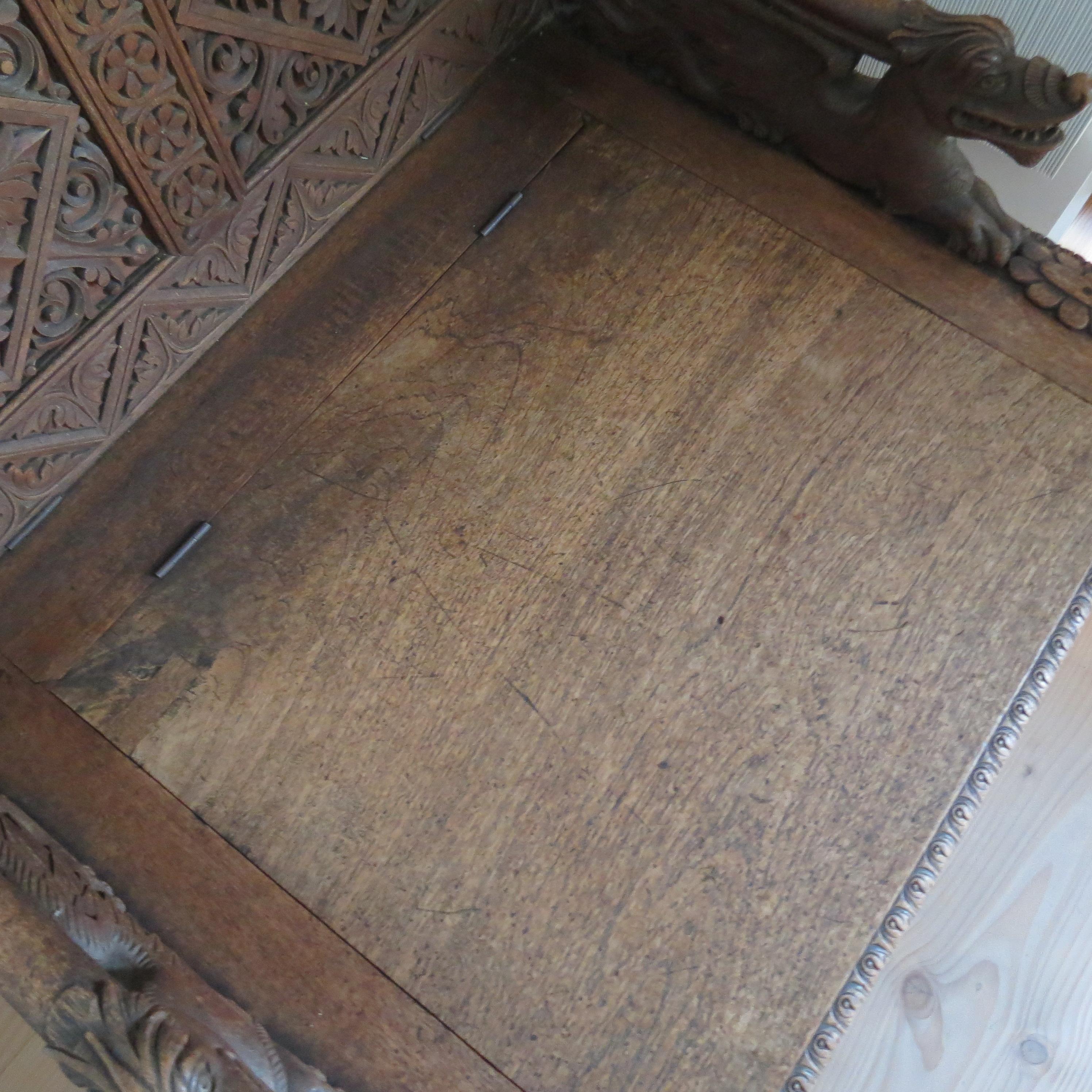 Burmese Anglo-Indian Gothic Revival Carved Hall Seat Chair 1880 For Sale 5