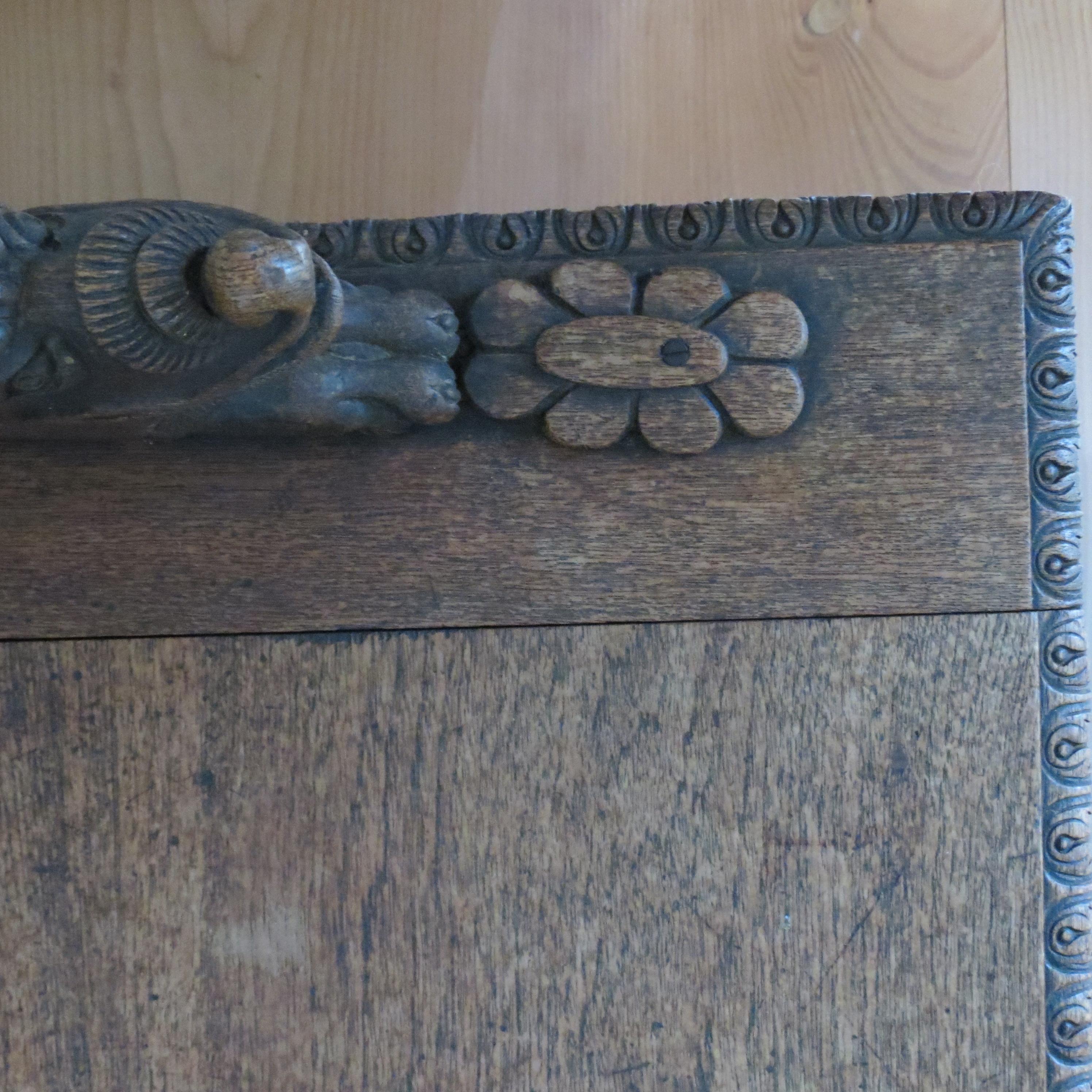 Burmese Anglo-Indian Gothic Revival Carved Hall Seat Chair 1880 For Sale 7