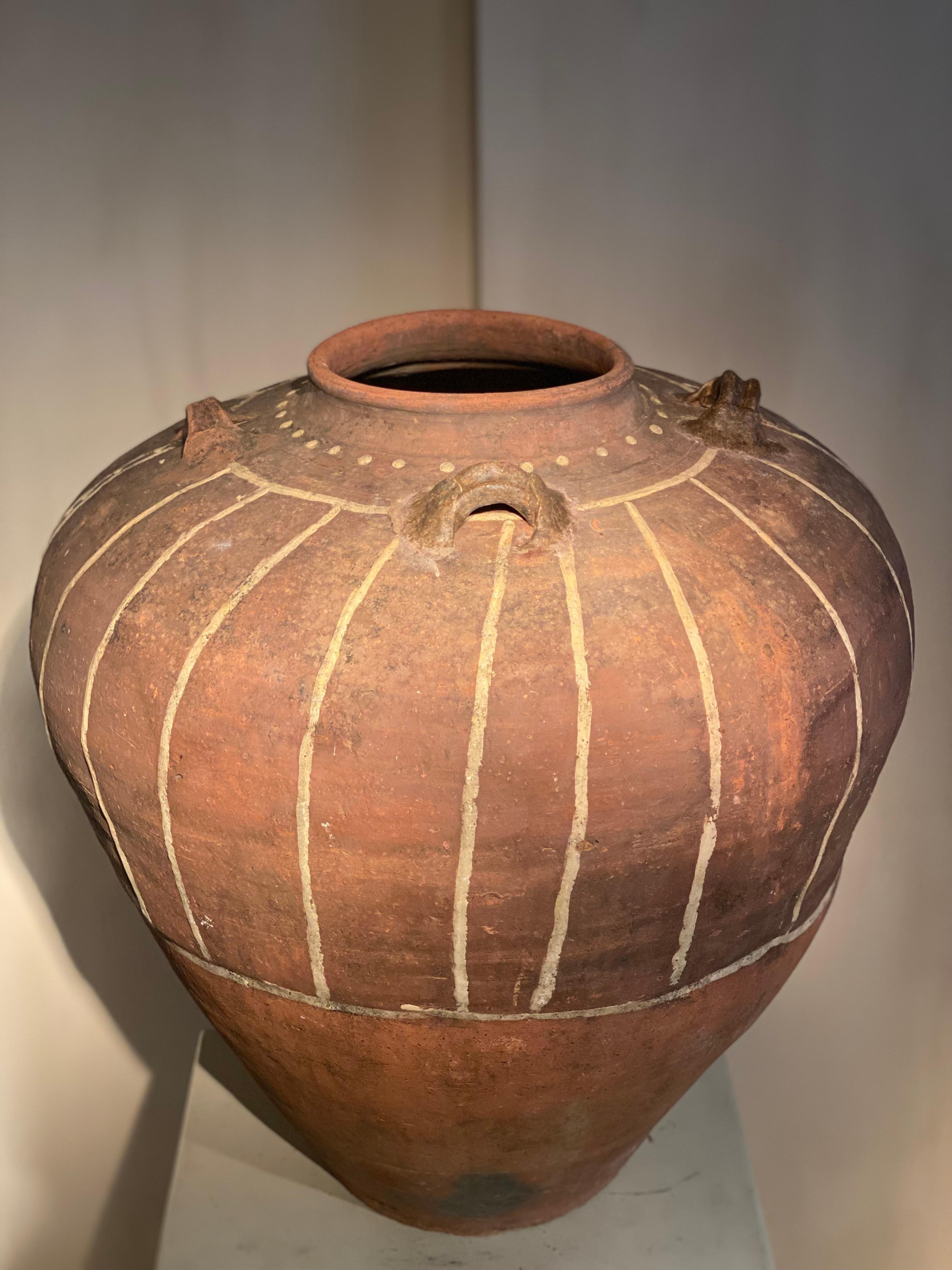 Burmese antike große Lagerung Jar im Zustand „Gut“ im Angebot in Schellebelle, BE