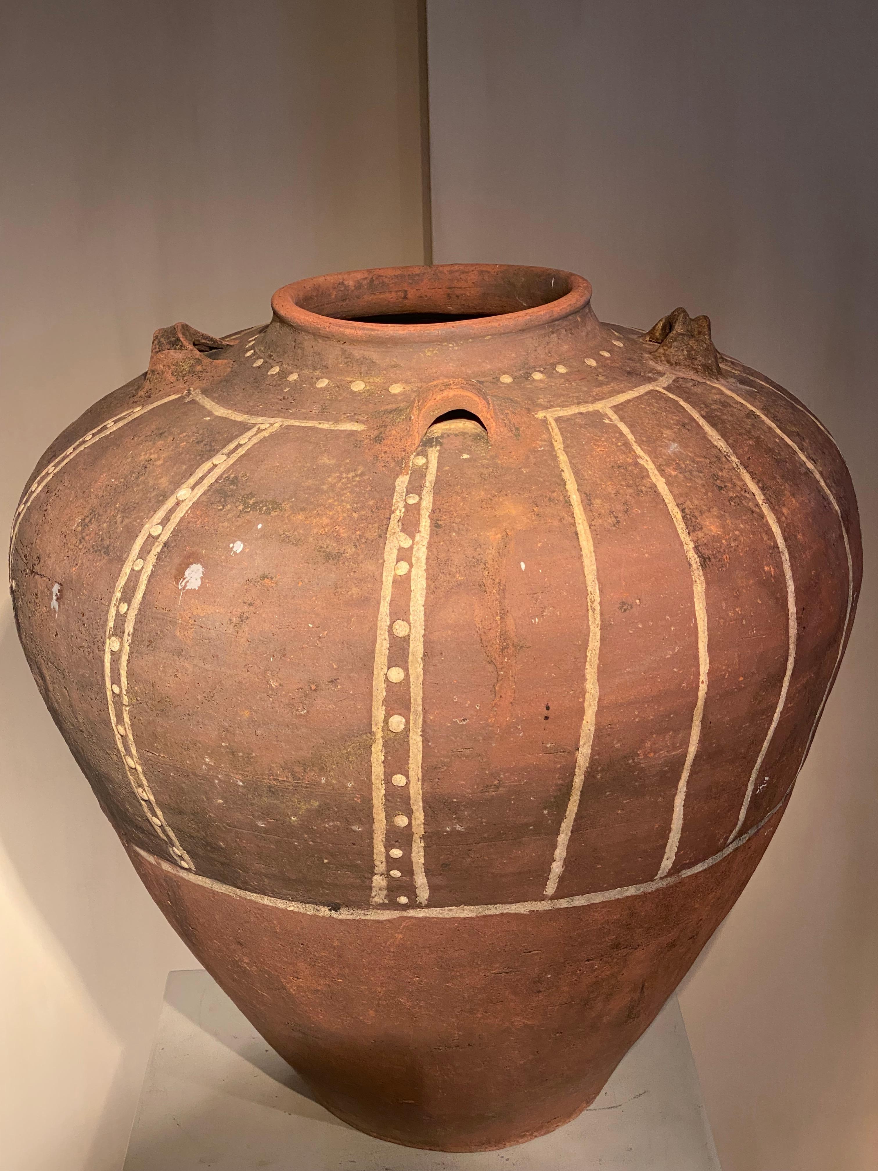 Burmese antike große Lagerung Jar im Angebot 2
