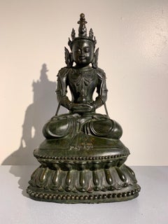 Burmese Arakan Bronze Crowned Buddha, 17th Century