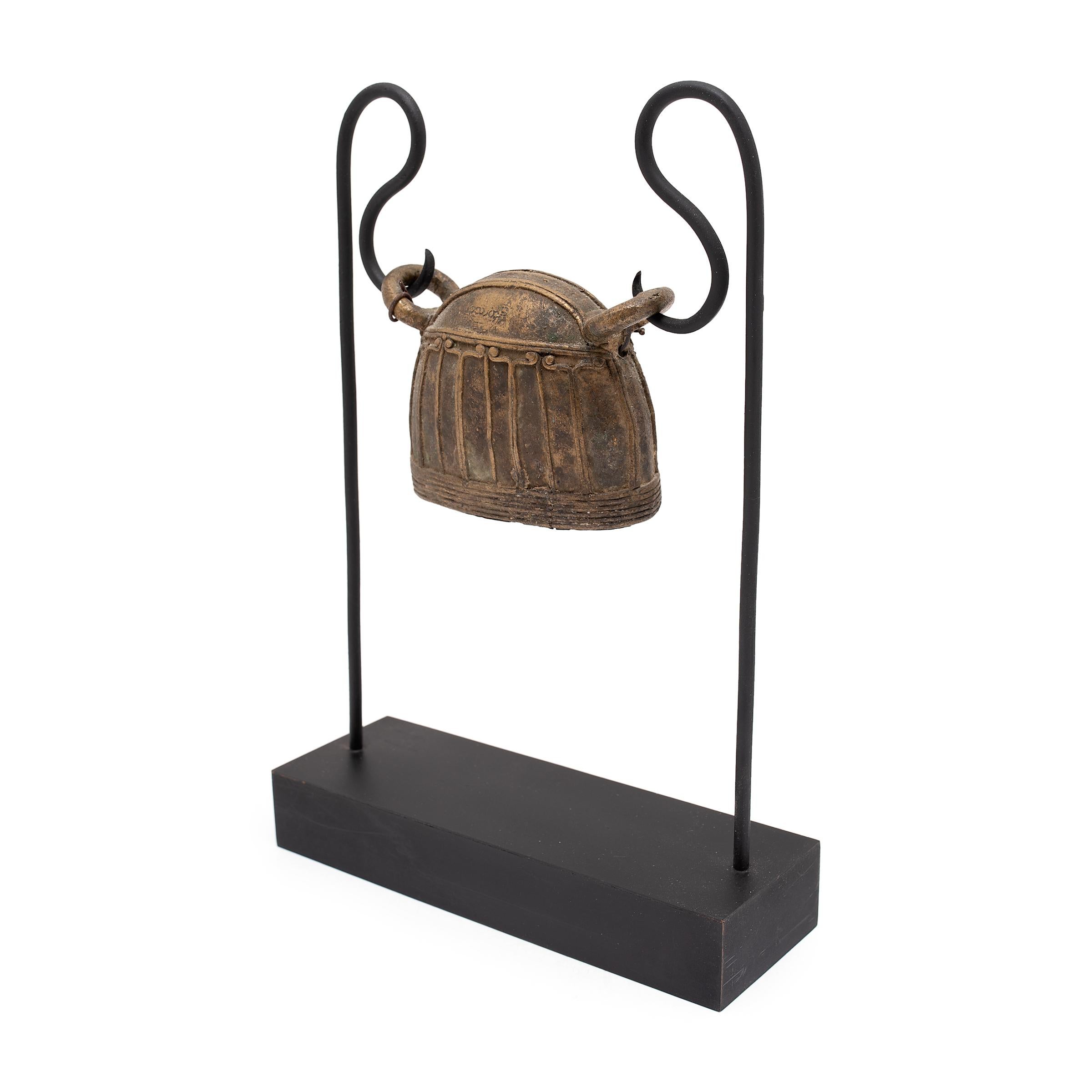 Birmanische Hka-Lauk-Glocke aus Bronze, um 1850 im Zustand „Gut“ im Angebot in Chicago, IL