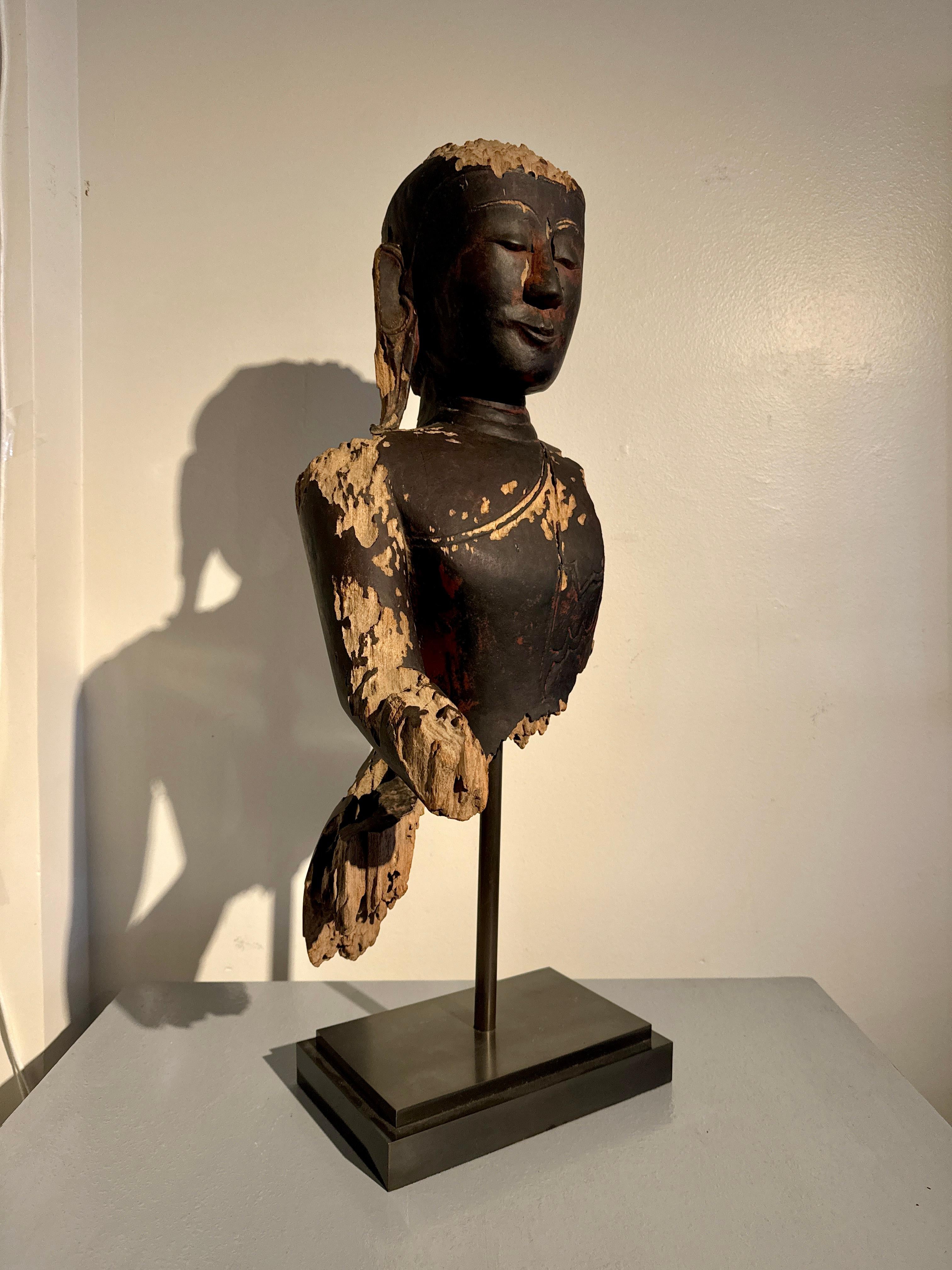 Hand-Carved Burmese Buddha Fragmentary Lacquered Wood Bust, Ava Period, 17th/18th Century For Sale