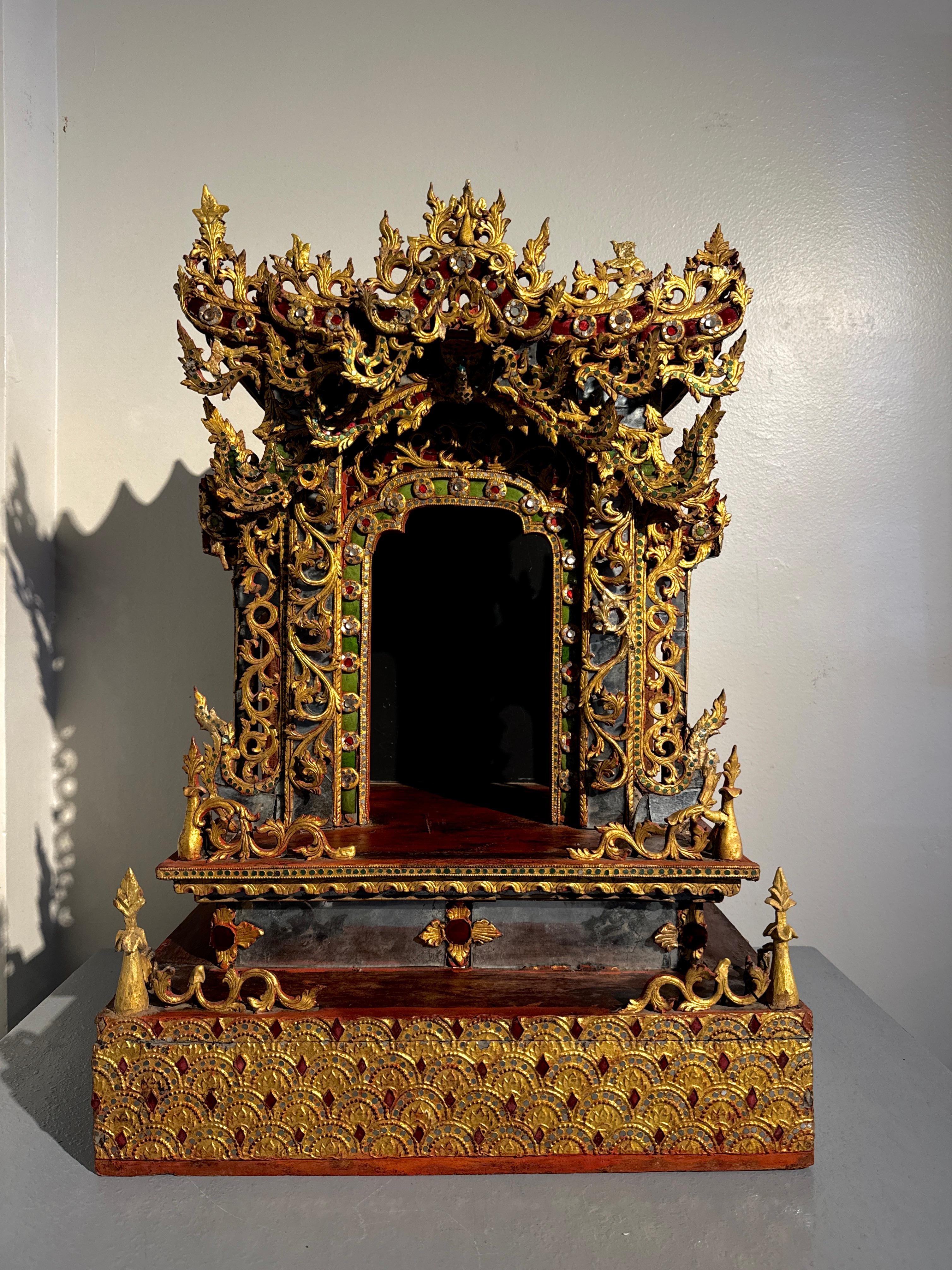 Burmese Buddha Throne, Palin, Gilt and Embellished Wood, Mandalay Period, 19th c For Sale 6