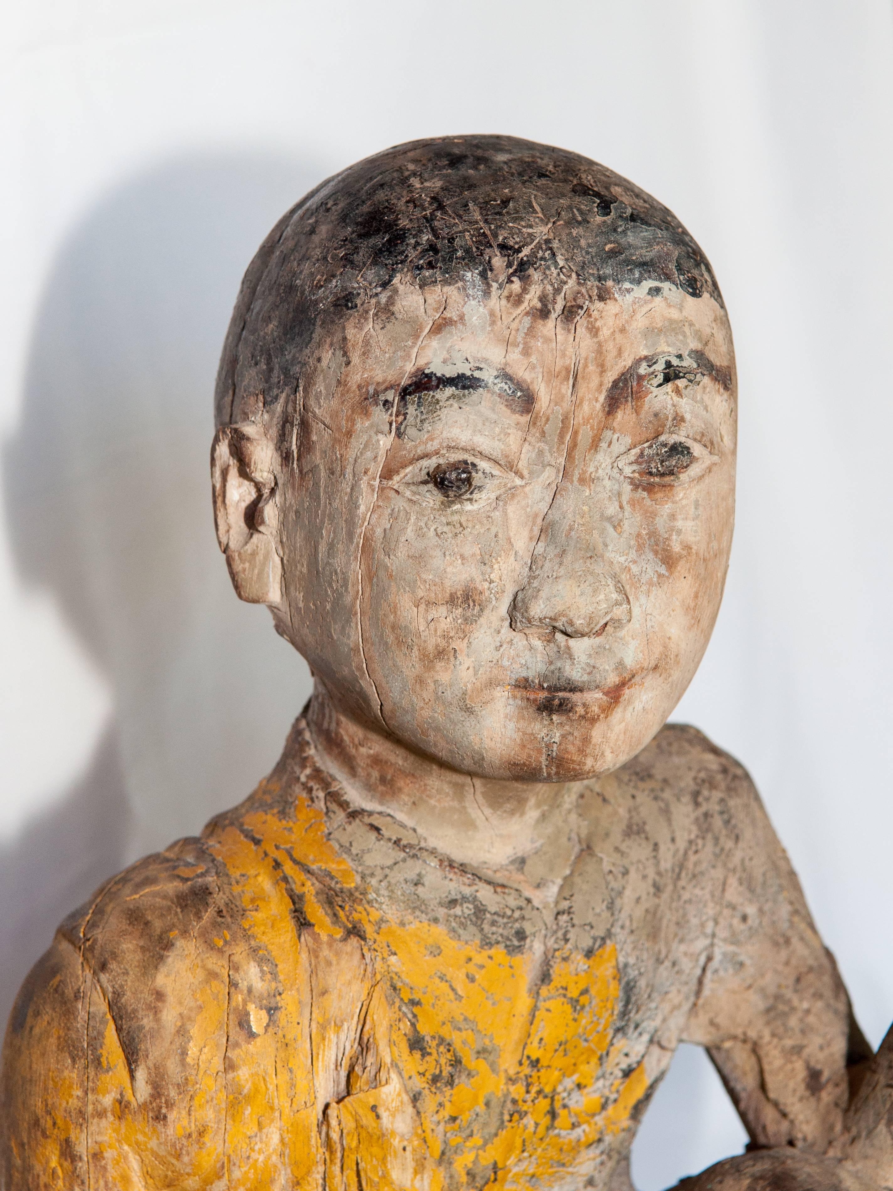 Sculpture bouddhiste birmane en bois, moine ou professeur assise, début du 20e siècle 1