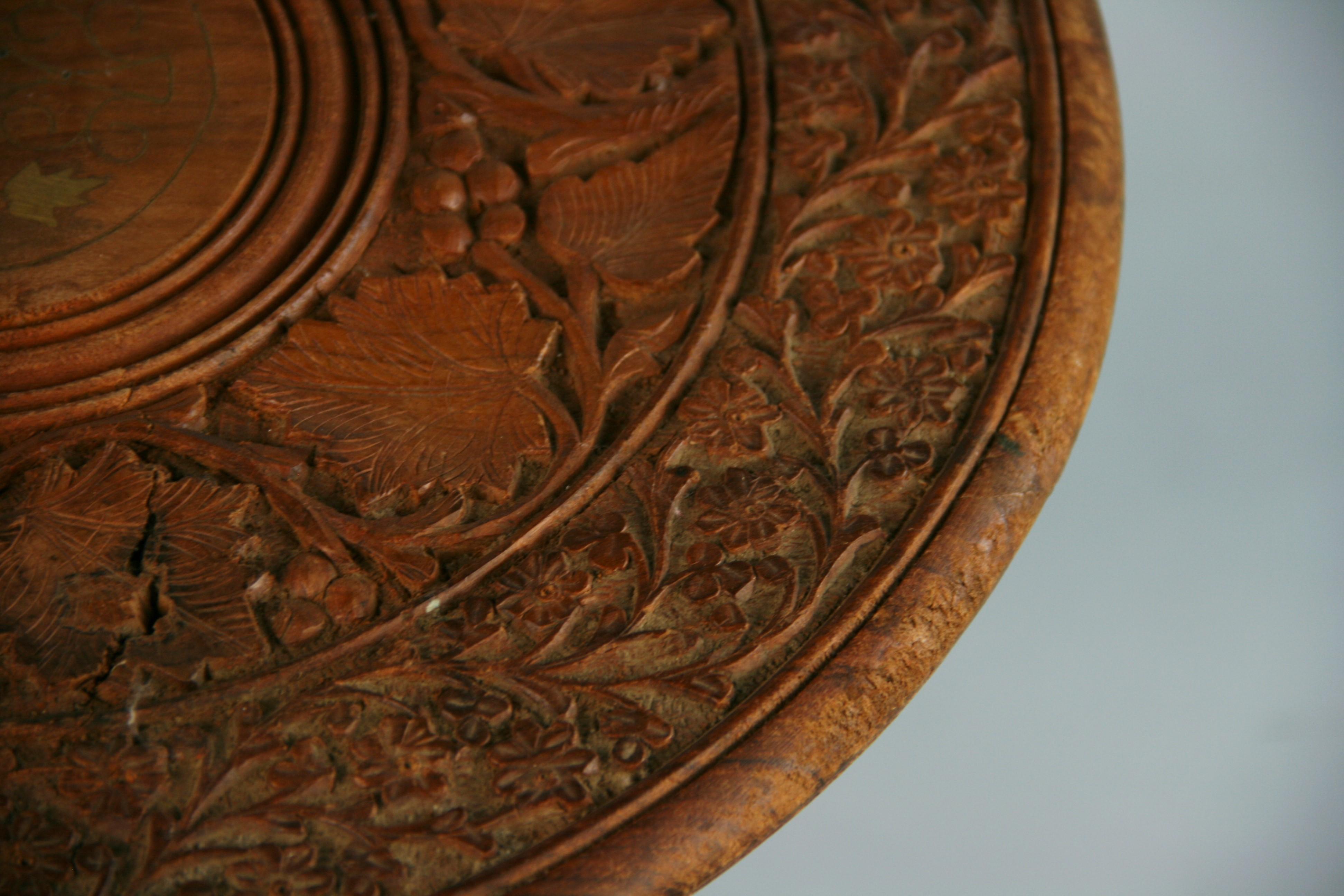 Burmese Carved wood Side Table In Good Condition For Sale In Douglas Manor, NY
