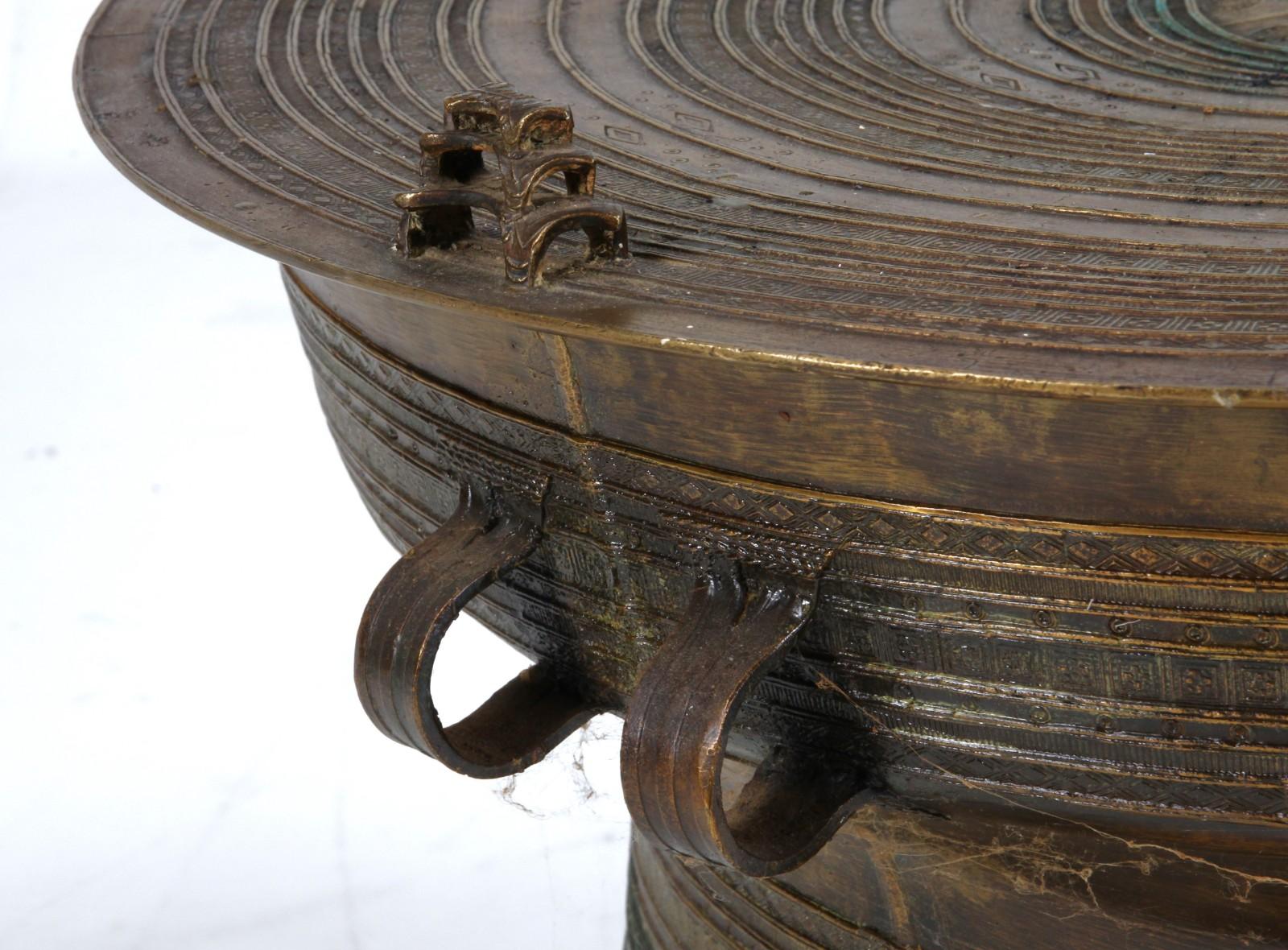 Late 19th Century Burmese  Four Frog Rain Drum, 18th century For Sale