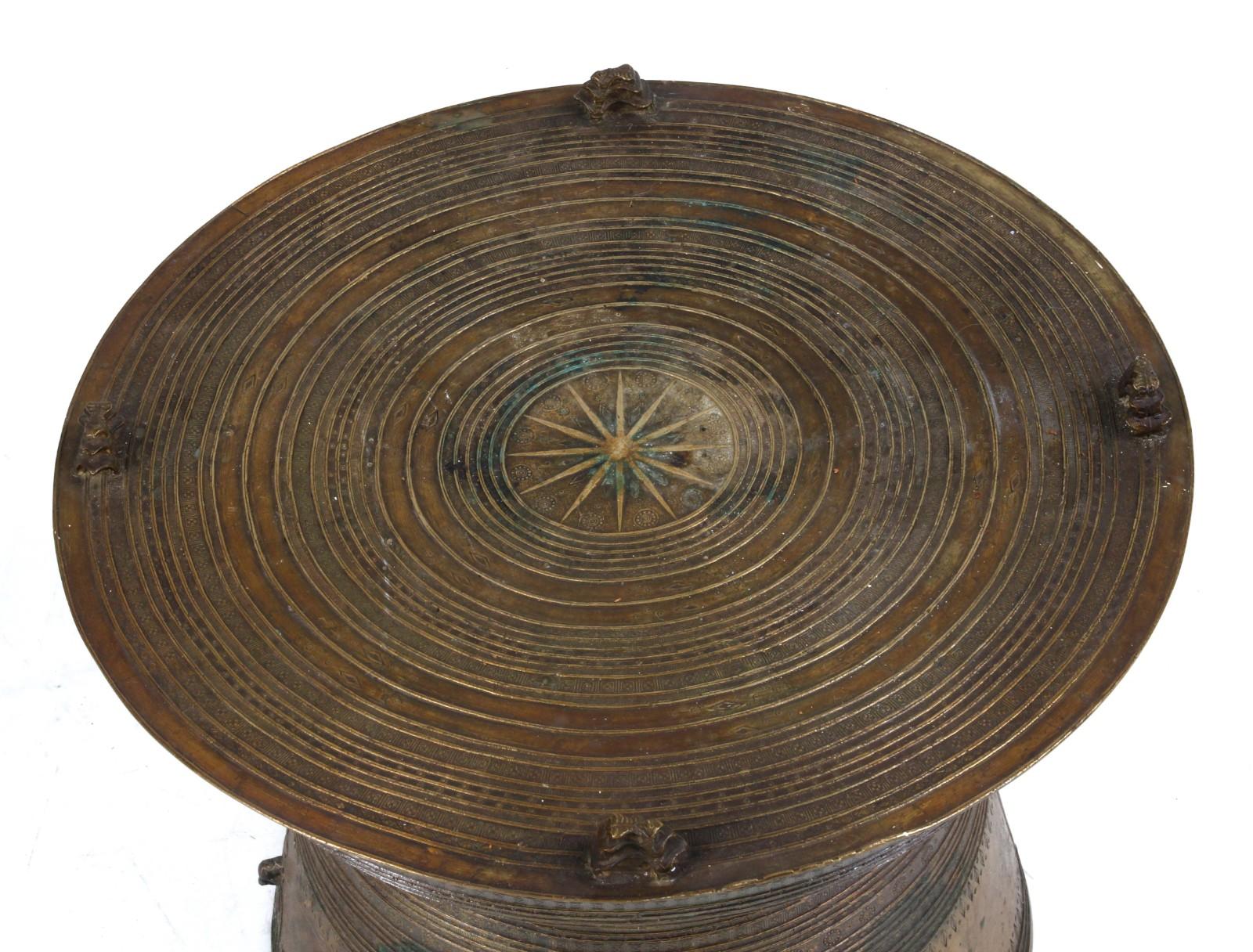 Burmese  Four Frog Rain Drum, 18th century For Sale 1