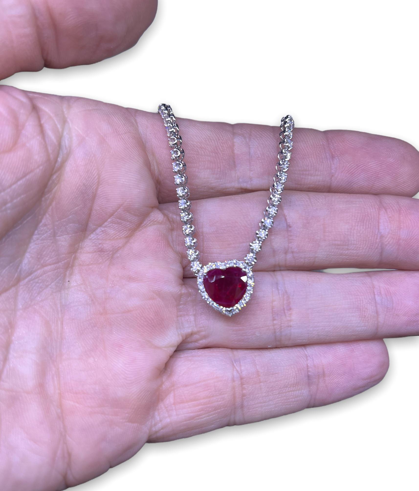 Burmese Heart Shaped Ruby & Diamond Necklace 11.16 Ct In Good Condition In MIAMI, FL