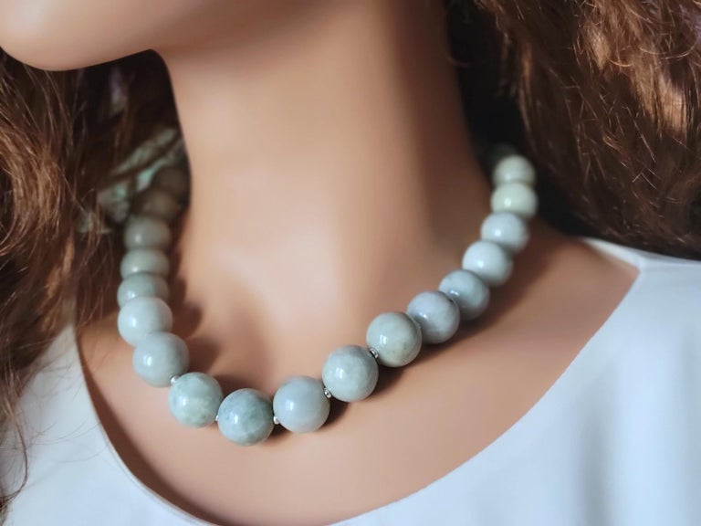 Burmese Jade Necklace For Sale at 1stDibs