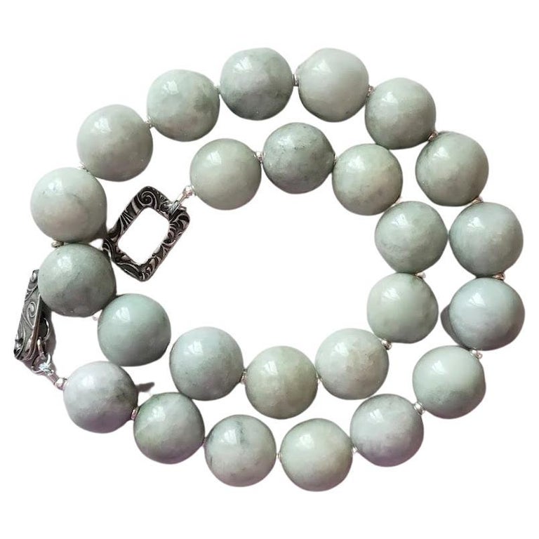 Burmese Jade Necklace For Sale at 1stDibs