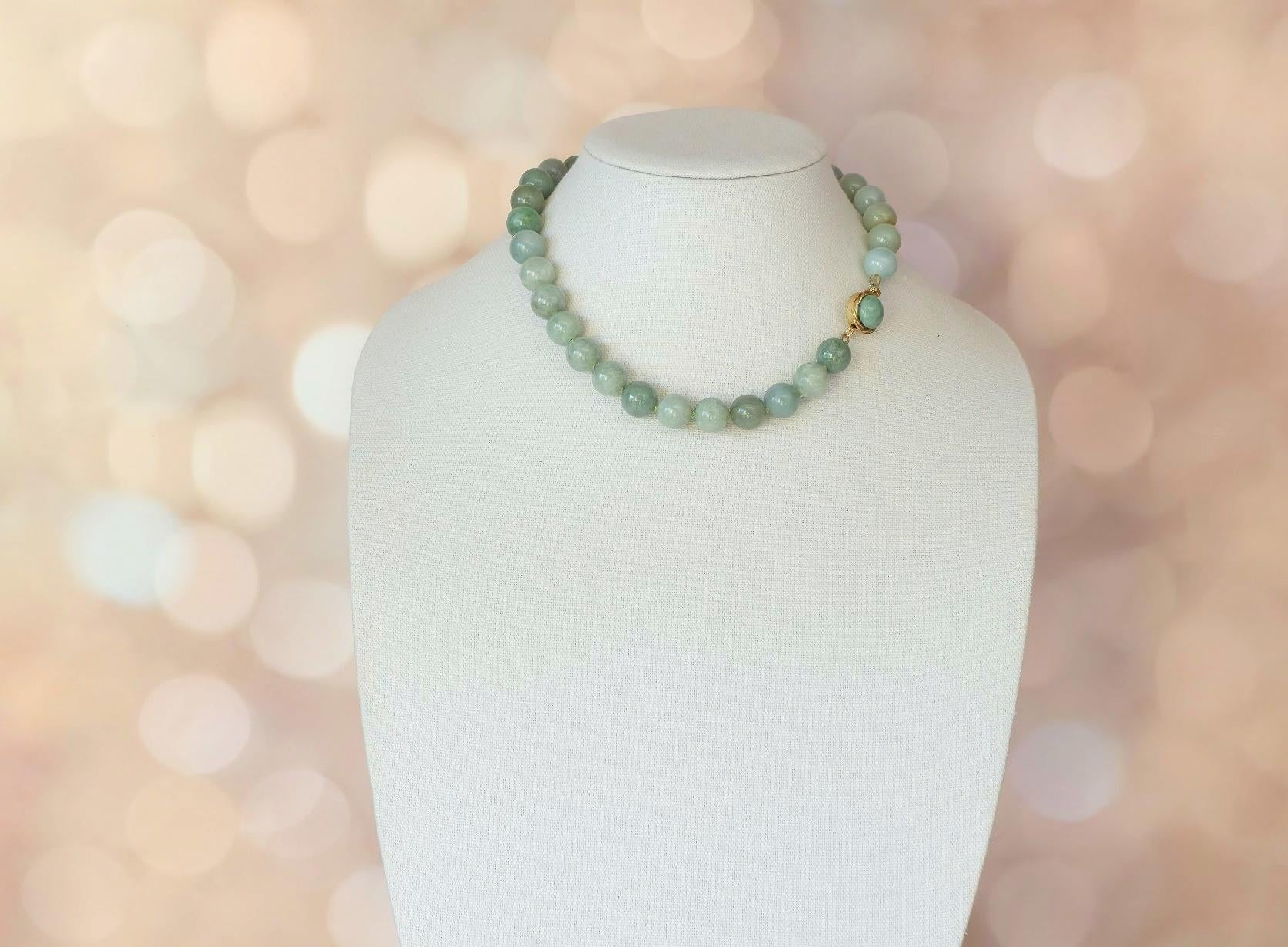 Collana con perline annodate di giada birmana e giadeite in vendita 5