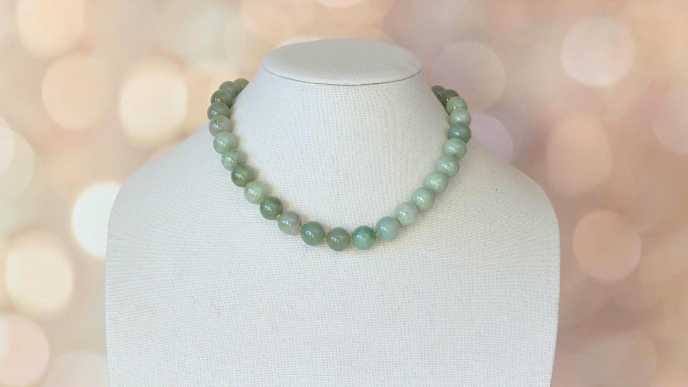 Collana con perline annodate di giada birmana e giadeite in vendita 6