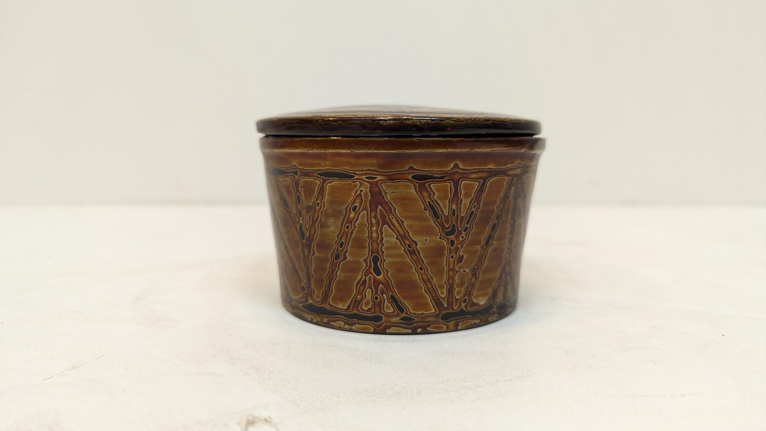 20th Century Burmese Lacquer Box For Sale