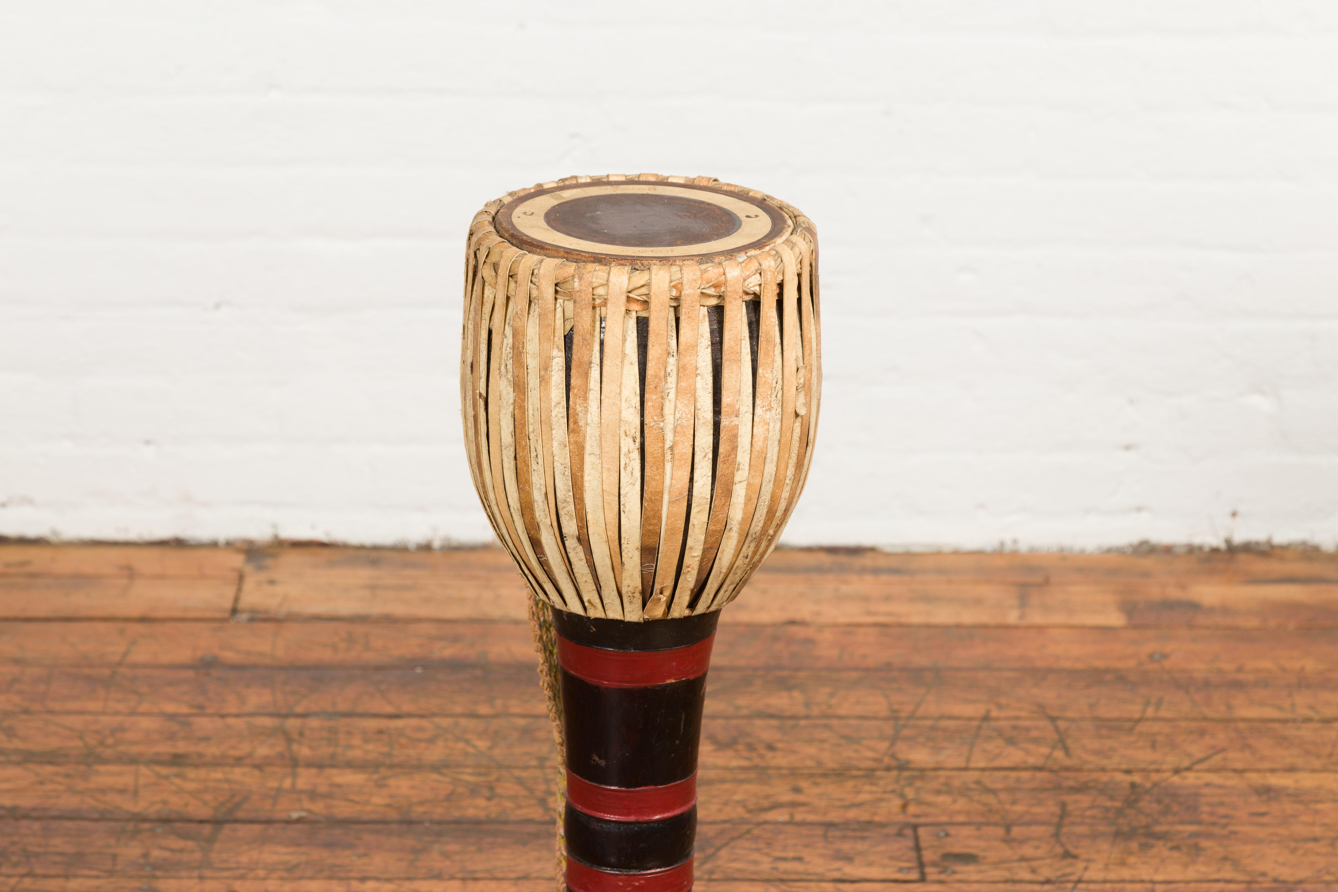 Burmese Late 19th Century Teak Ozi Goblet Shaped Drum with Black and Red Lacquer For Sale 4