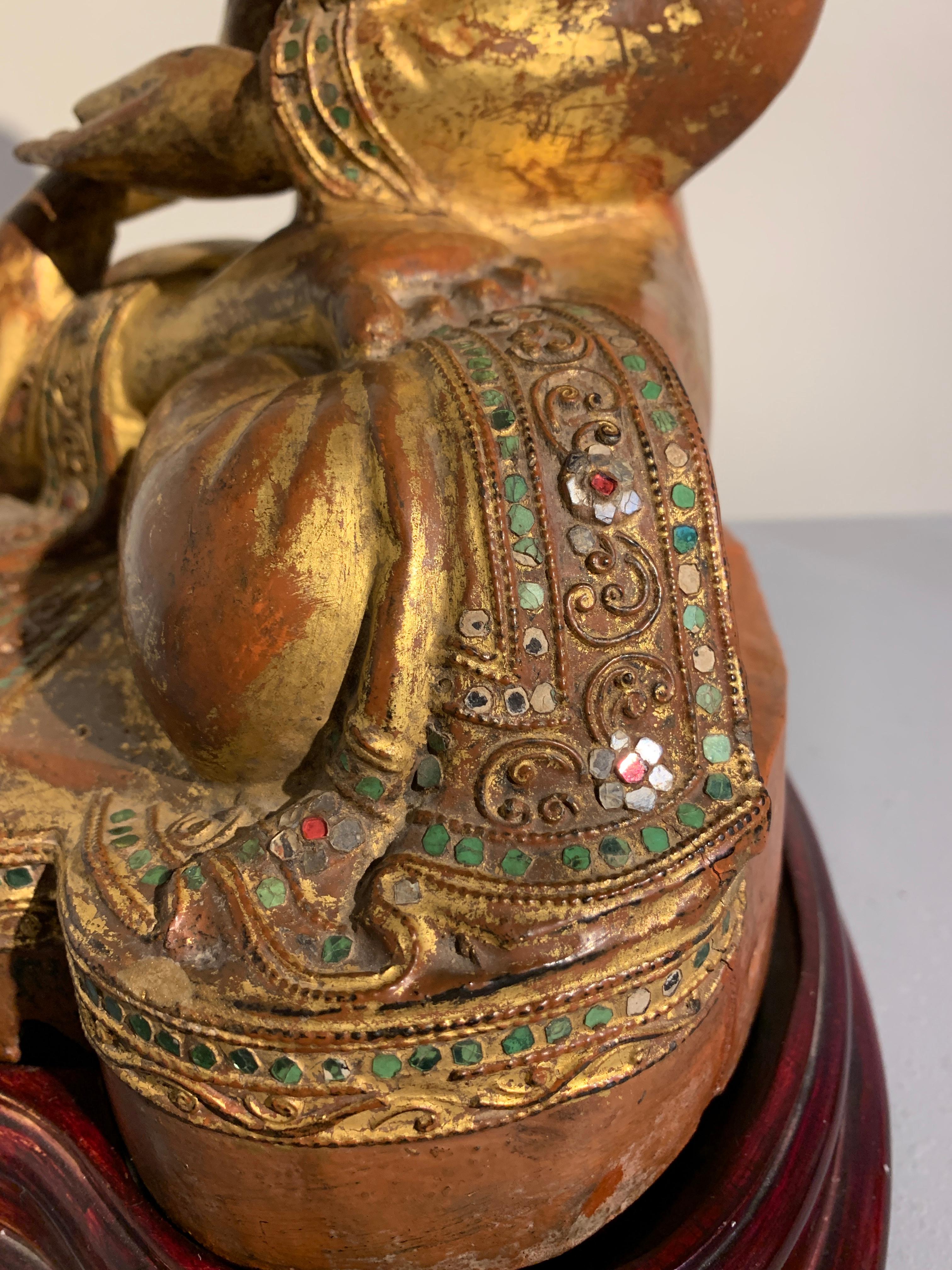 Burmese Mandalay Period Red Lacquered, Gilt and Embellished Buddha, 19th Century 7