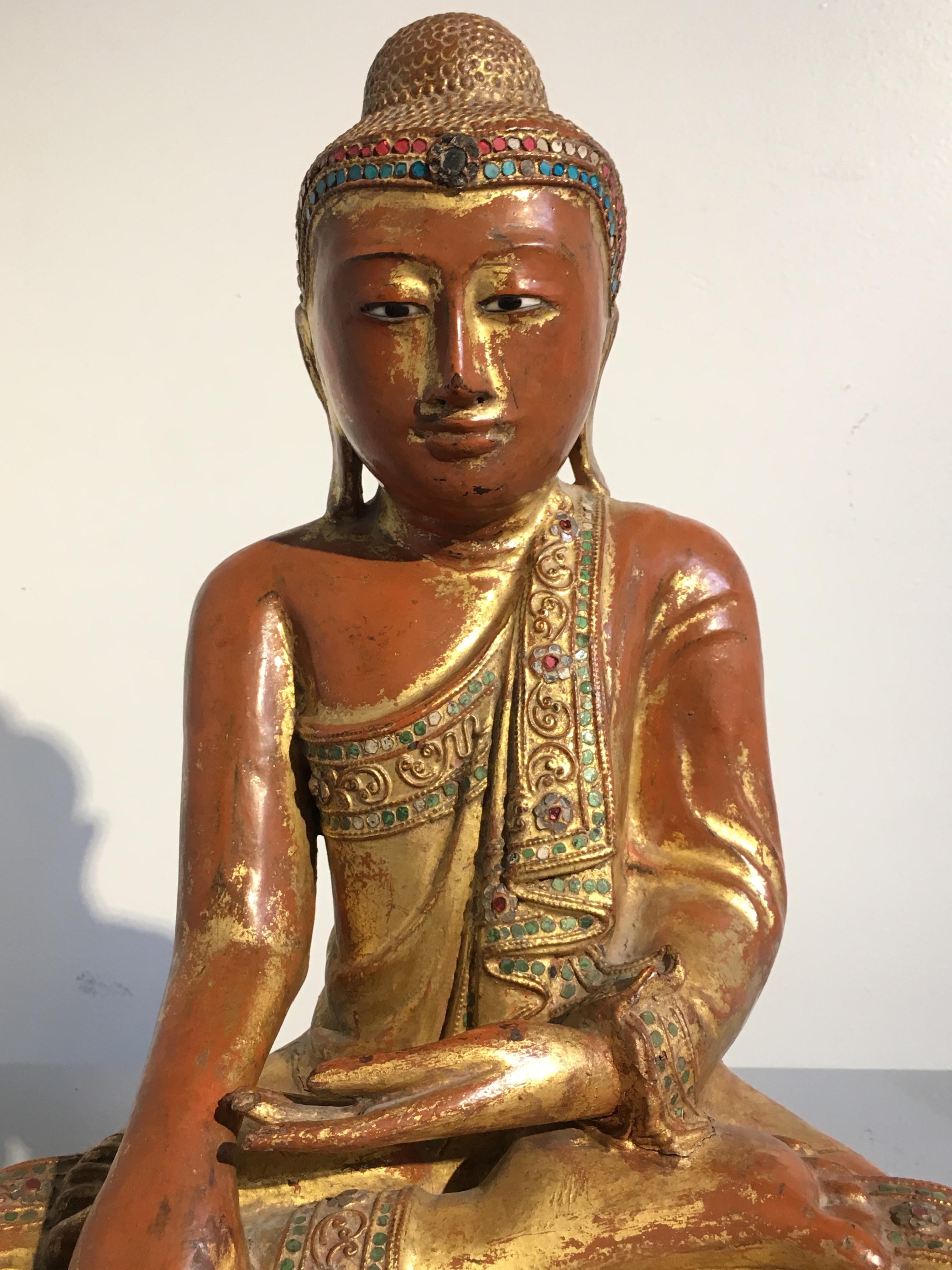 Burmese Mandalay Period Red Lacquered, Gilt and Embellished Buddha, 19th Century 1