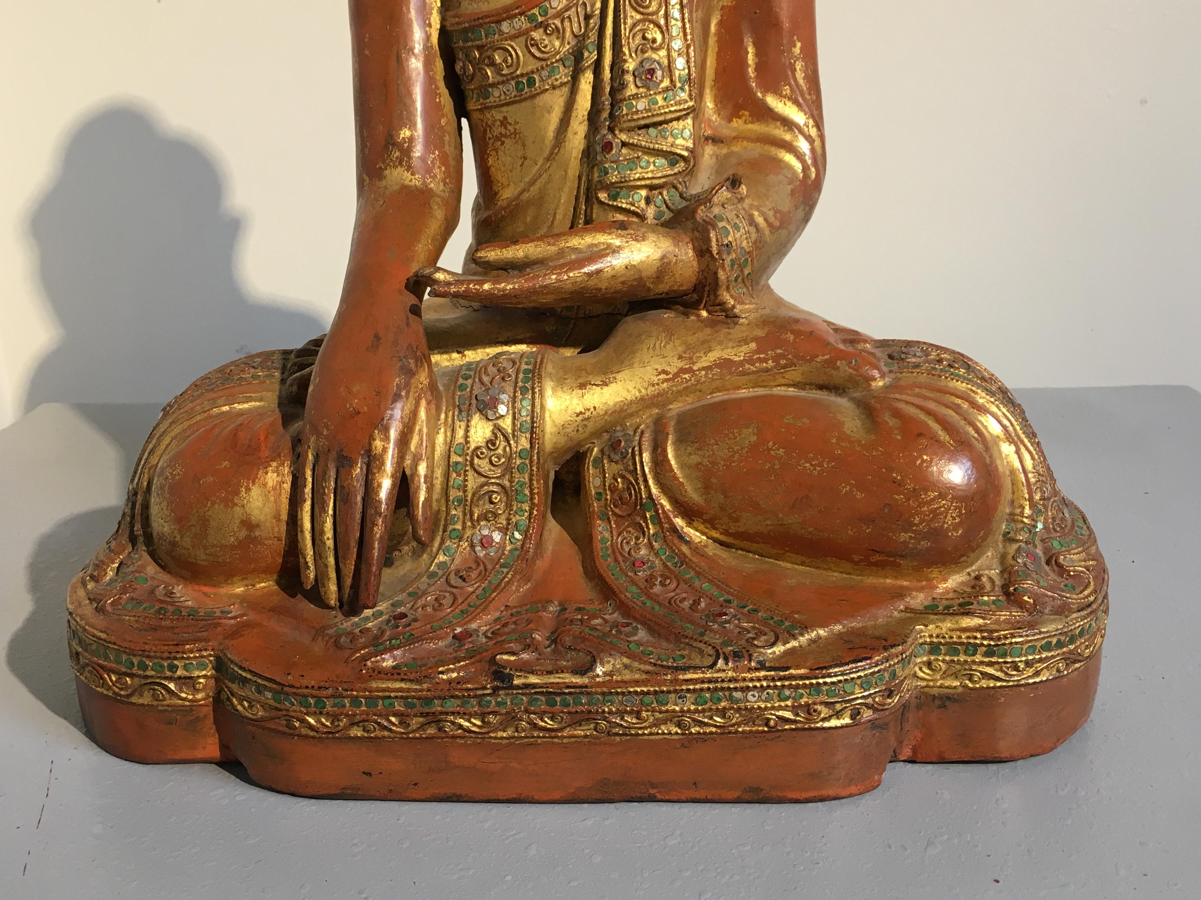 Burmese Mandalay Period Red Lacquered, Gilt and Embellished Buddha, 19th Century 4