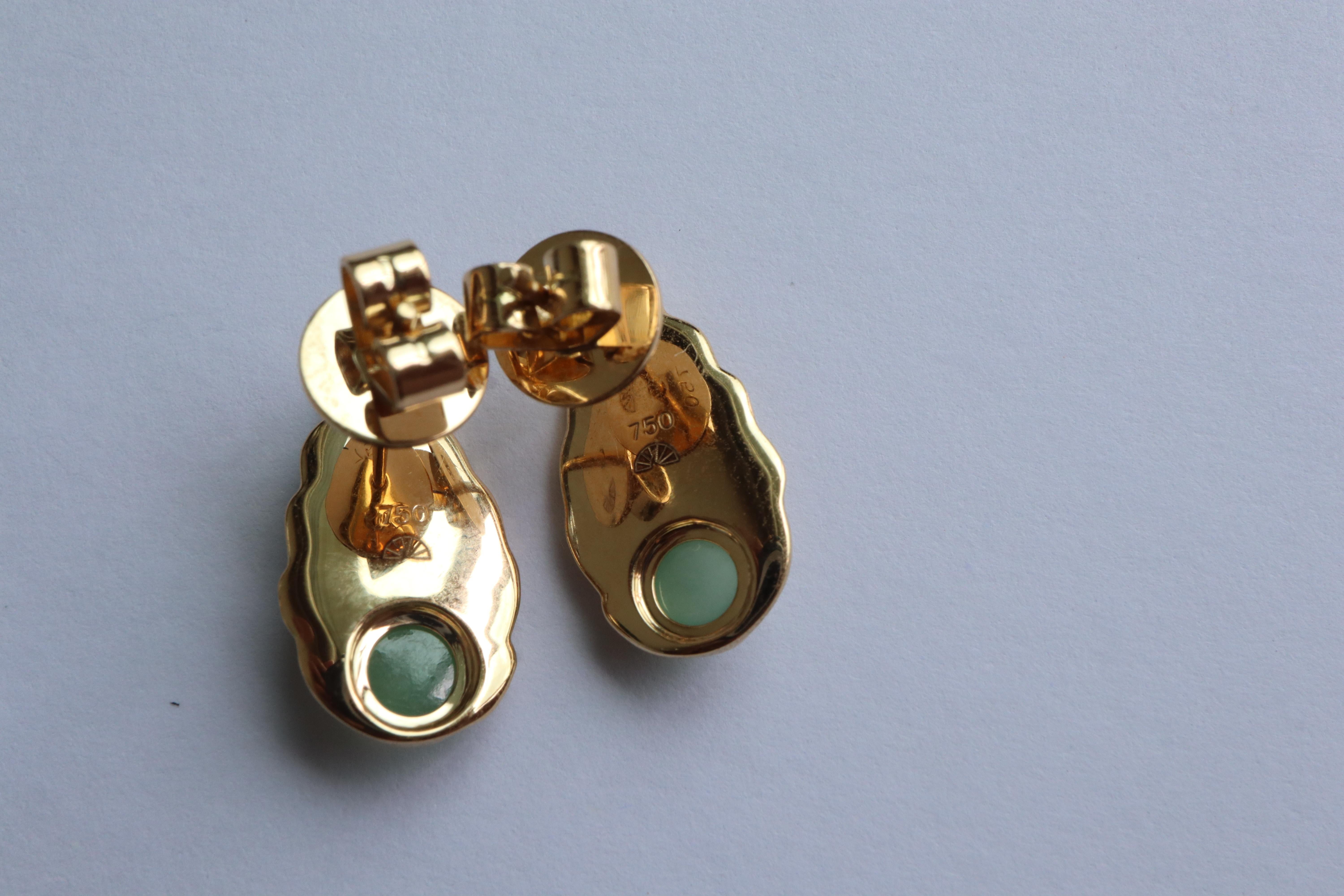 Burmese Natural Type A Jade with Textured Gold Leaf Stud Earrings by Burma JARS For Sale 5
