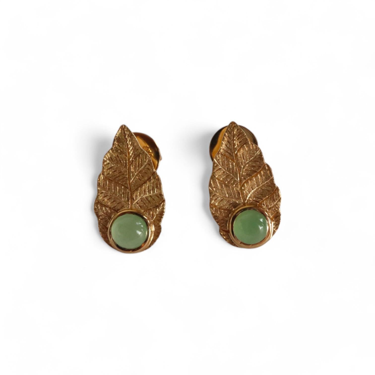 Burmese Natural Type A Jade with Textured Gold Leaf Stud Earrings by Burma JARS For Sale 3