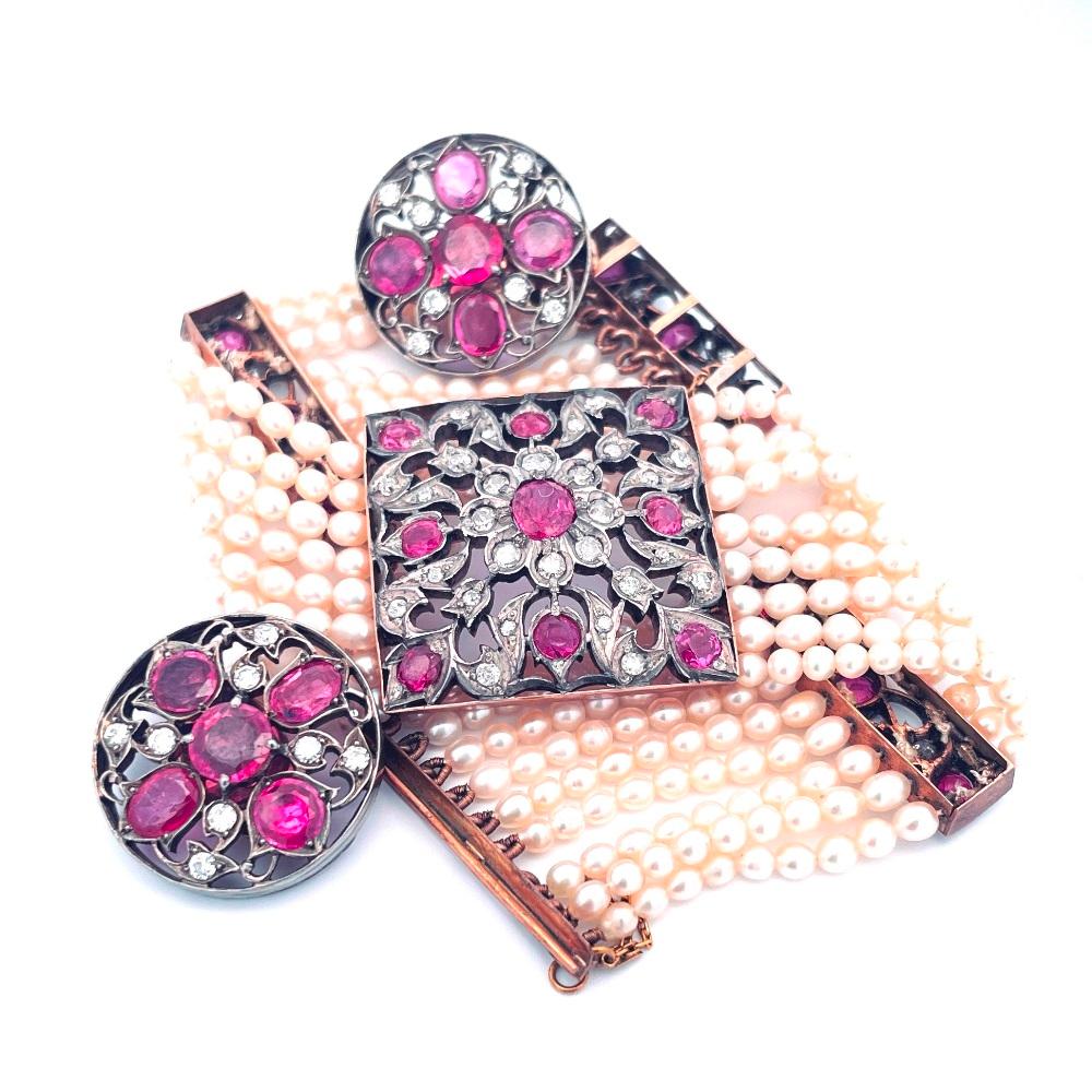 Burmesisches No-Heat Rubin-, Diamant- und Perlenarmband & Ohrring-Set (Rundschliff) im Angebot