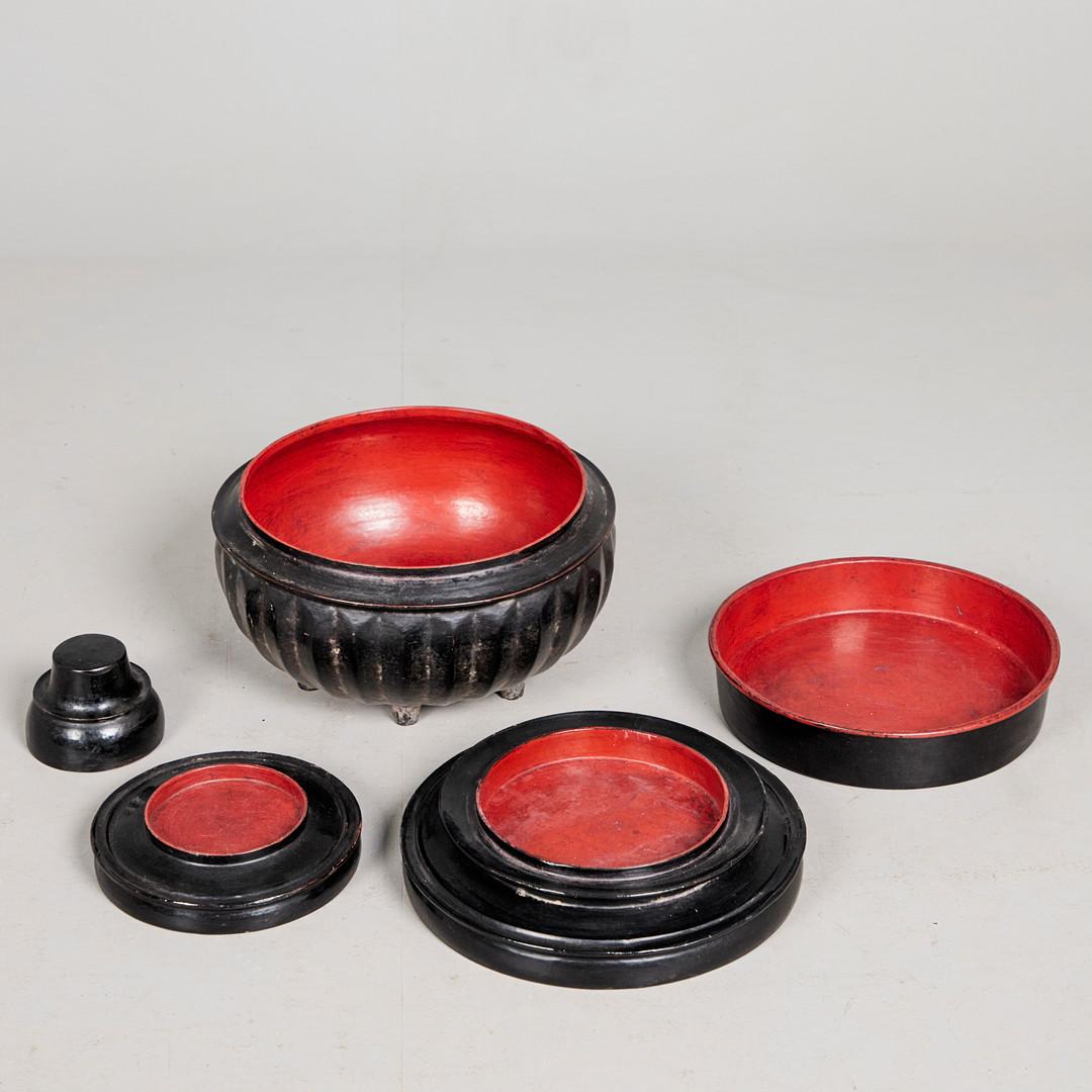 Lacquered Burmese Offering Bowl, Laquarware, Myanmar, Early 20th Century For Sale