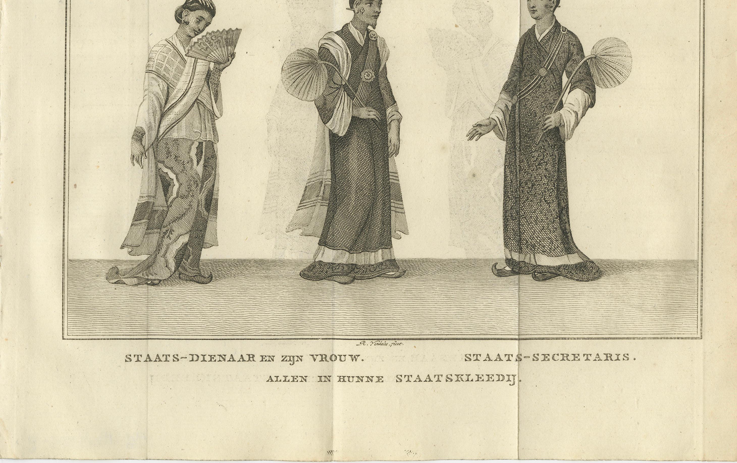 Birmesischer Beamter, Ehefrau und Sekretärin in zeremonieller Kleidung - Antiker Druck, um 1800 (Graviert) im Angebot