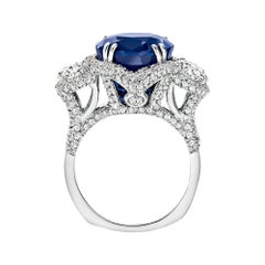 Bague en saphir de Birmanie ovale et diamant certifié Gubelin