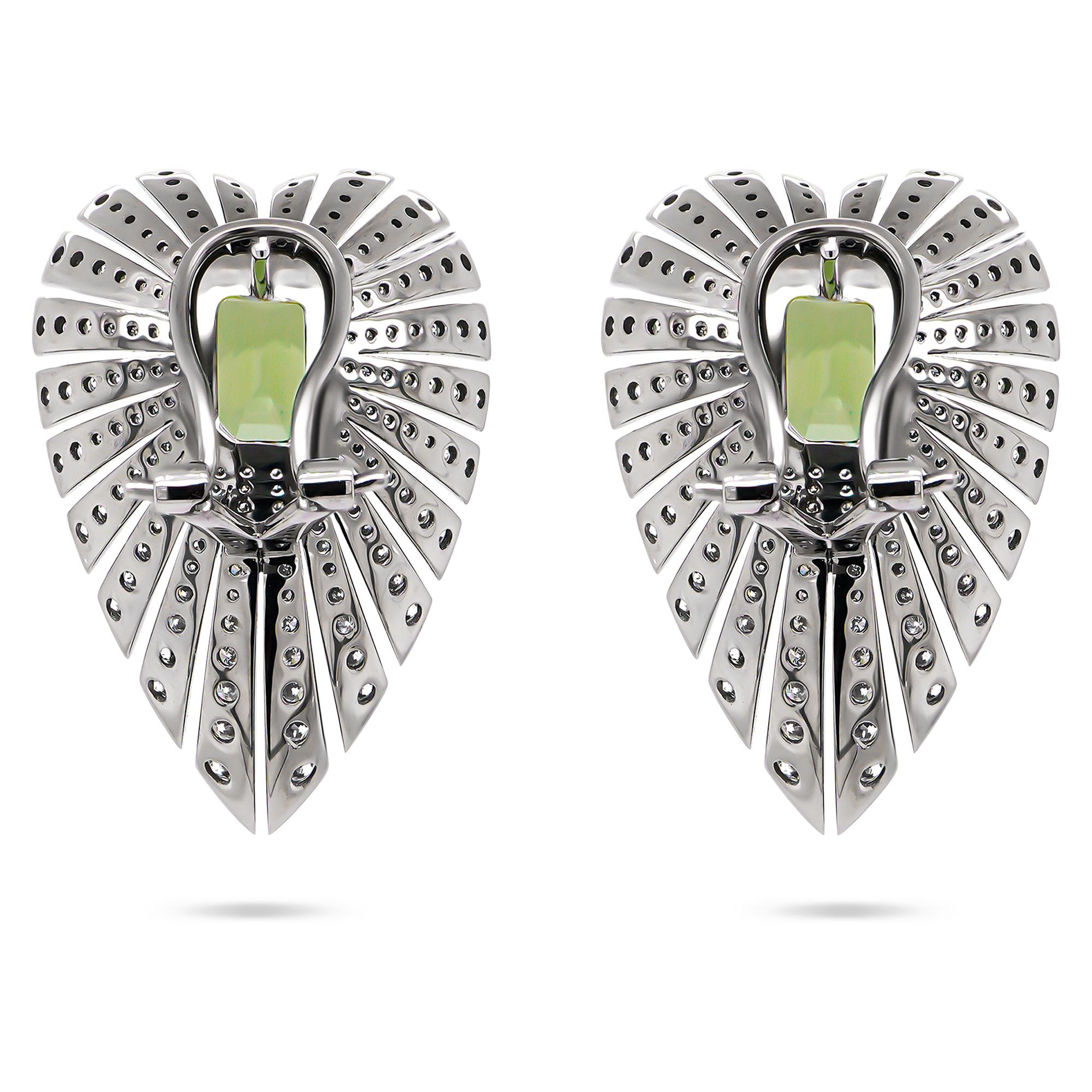 Art Deco Burmese Peridot 4.12 Carat Top Quality & Diamond Designer Cocoon 18K Earring For Sale