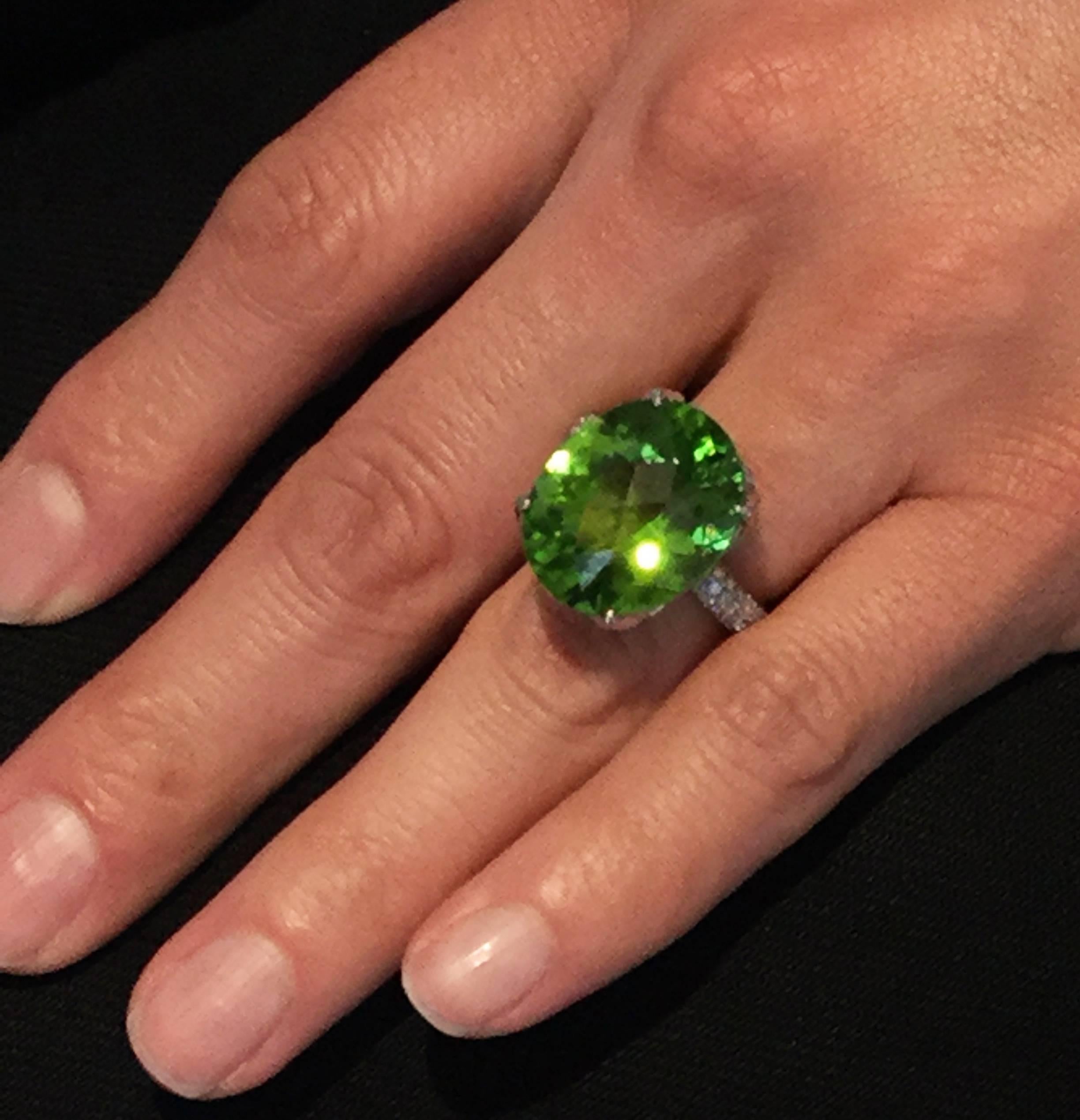 Burmese Peridot Diamond Platinum Ring In New Condition In Carmel, CA