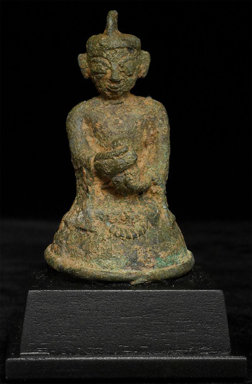 Very early Burmese Pyu/Mon Buddhist Monk. Sits 2 7/8 inches tall, height on custom stand is 4 inches. Hard to date, but at least 800 old, and possibly over 1000 years of age. Special face typically found on the best of this type, with typical 