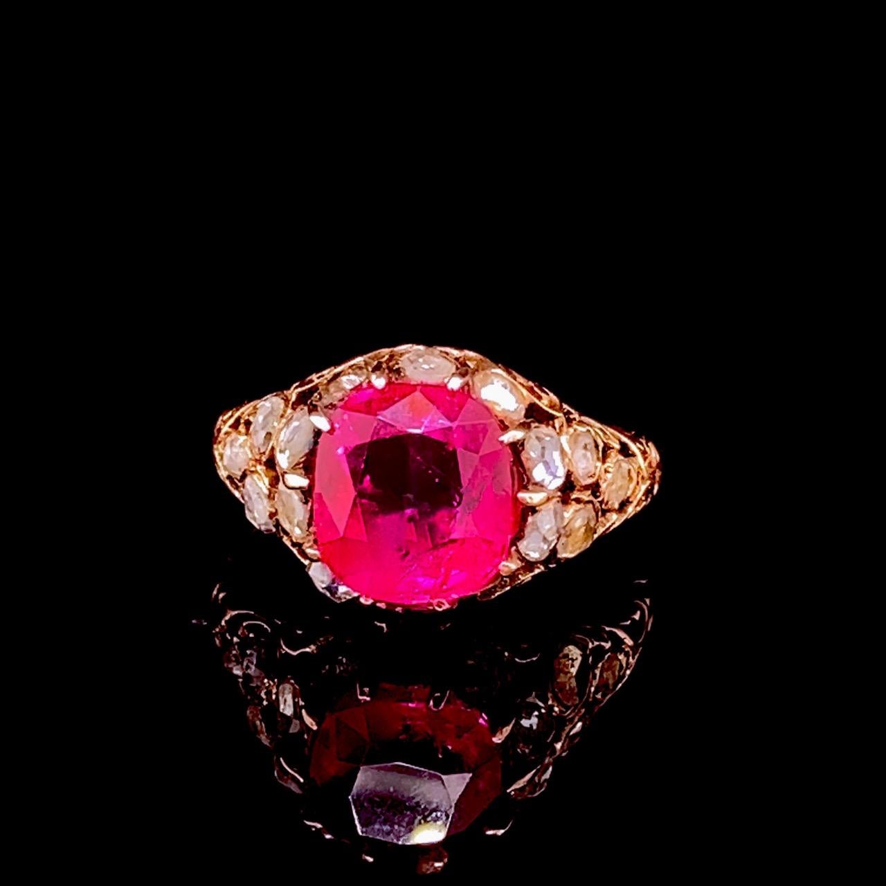 Burmese Ruby 3.34ct and Diamond Gold Ring, Georgian, ca. 1800 For Sale 4