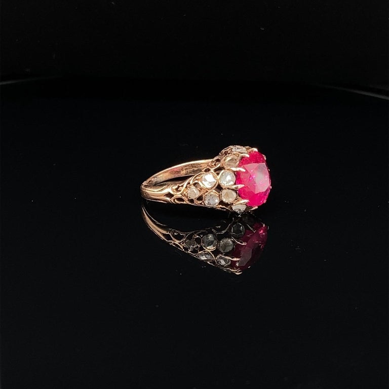 Burmese Ruby 3.34ct and Diamond Gold Ring, Georgian, ca. 1800 In Good Condition In Idar-Oberstein, DE
