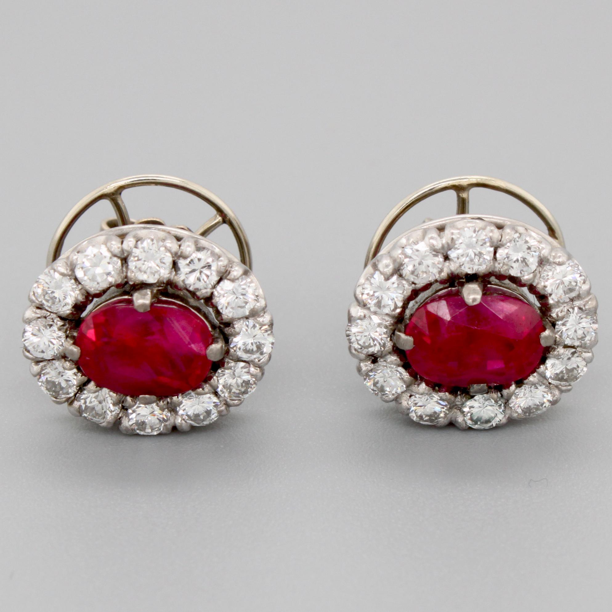 Burmese Ruby and Diamond Earstuds In Excellent Condition In Idar-Oberstein, DE