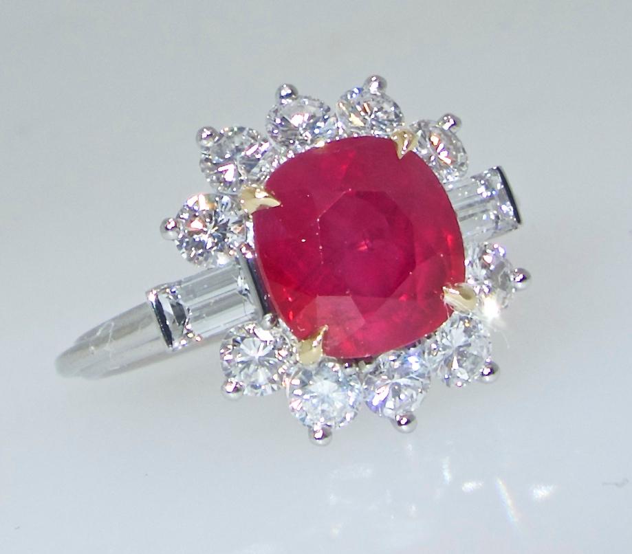 Contemporary Burmese Ruby and Diamond Ring